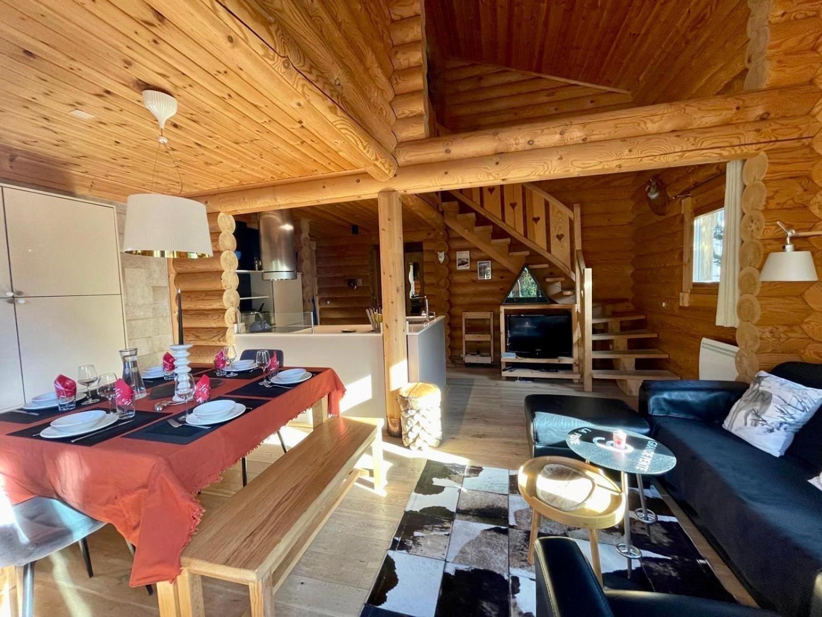 Three-Bedroom Apartment High Floor