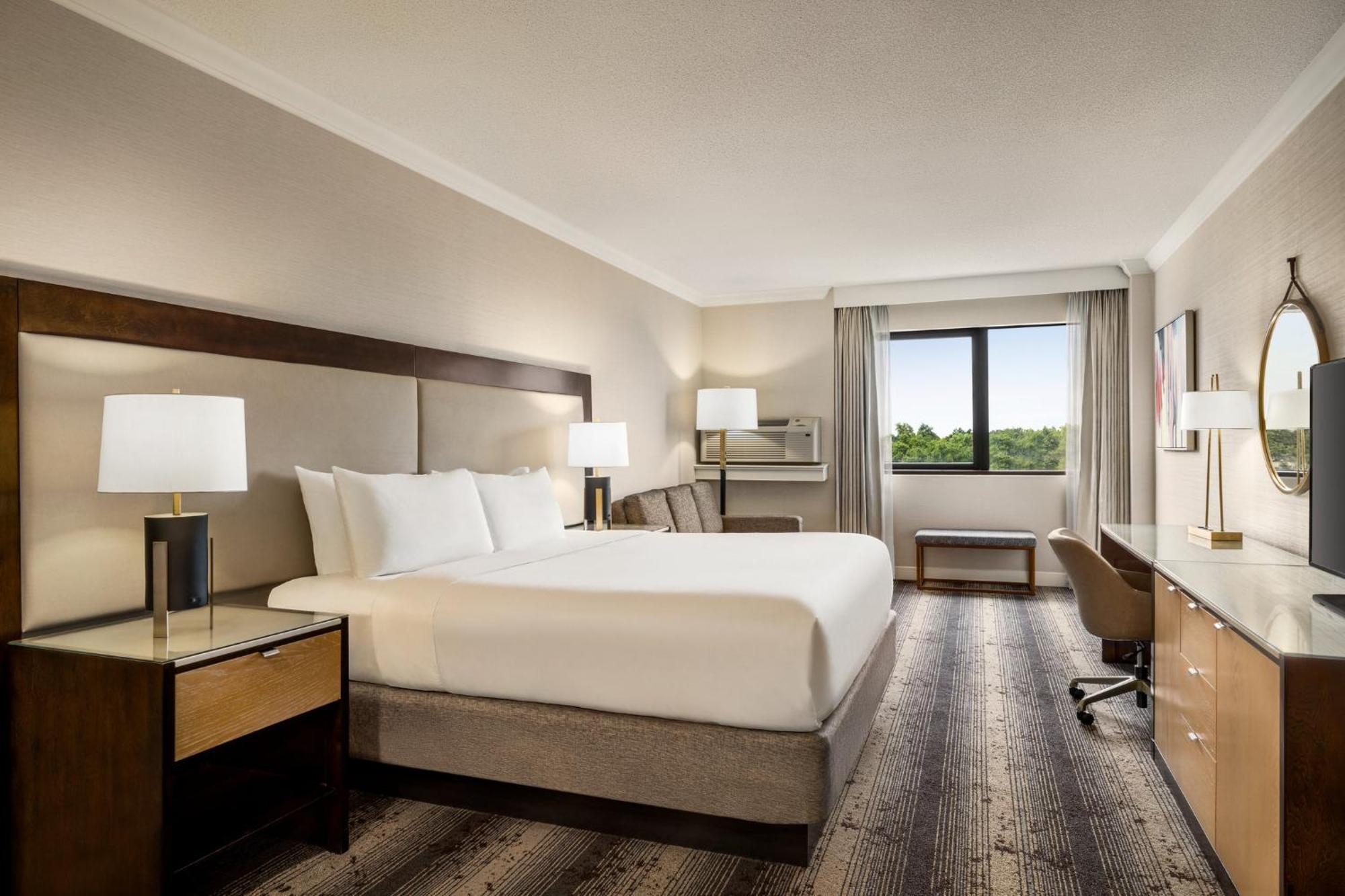 Standard King Room