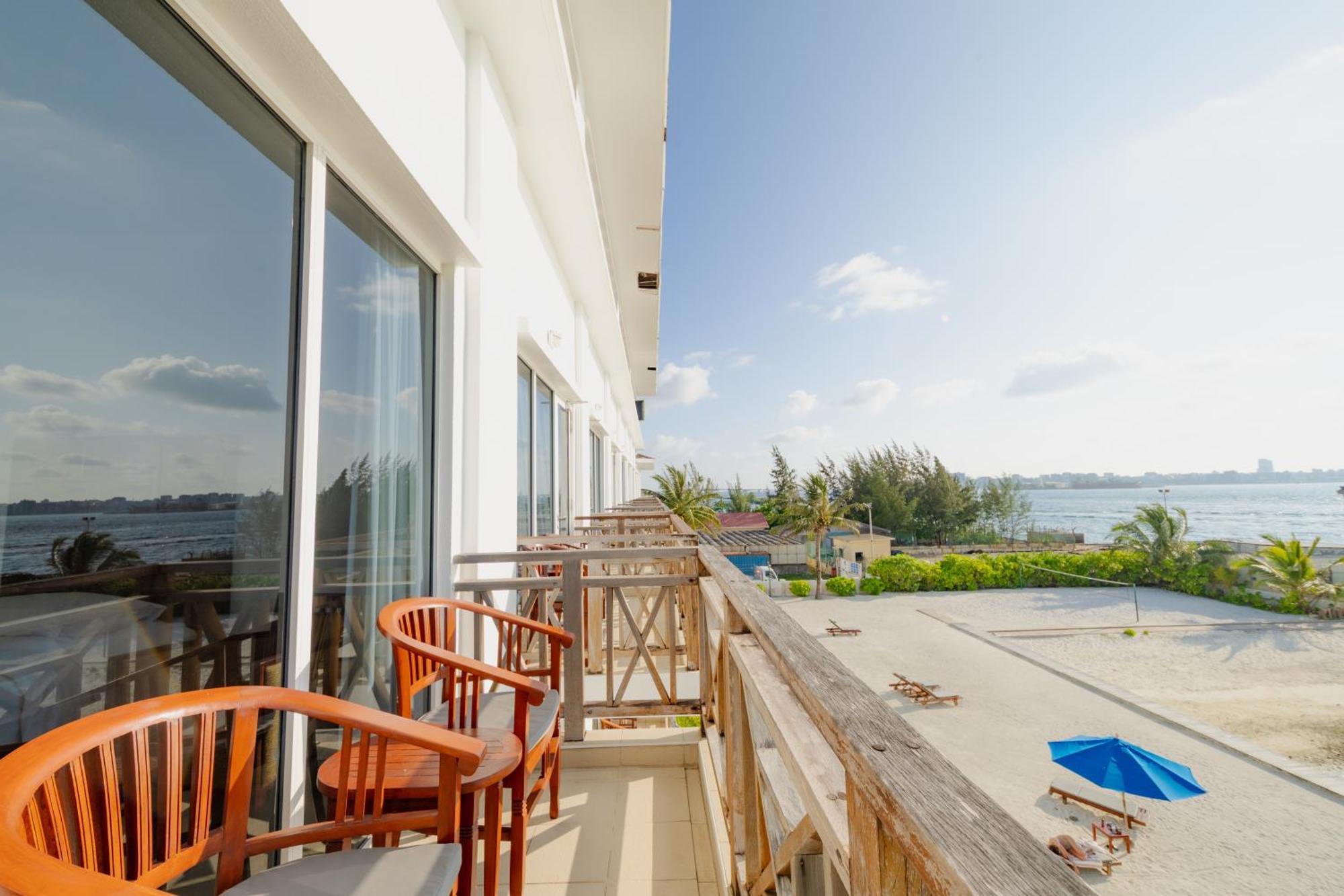 Deluxe Seaview View Twin