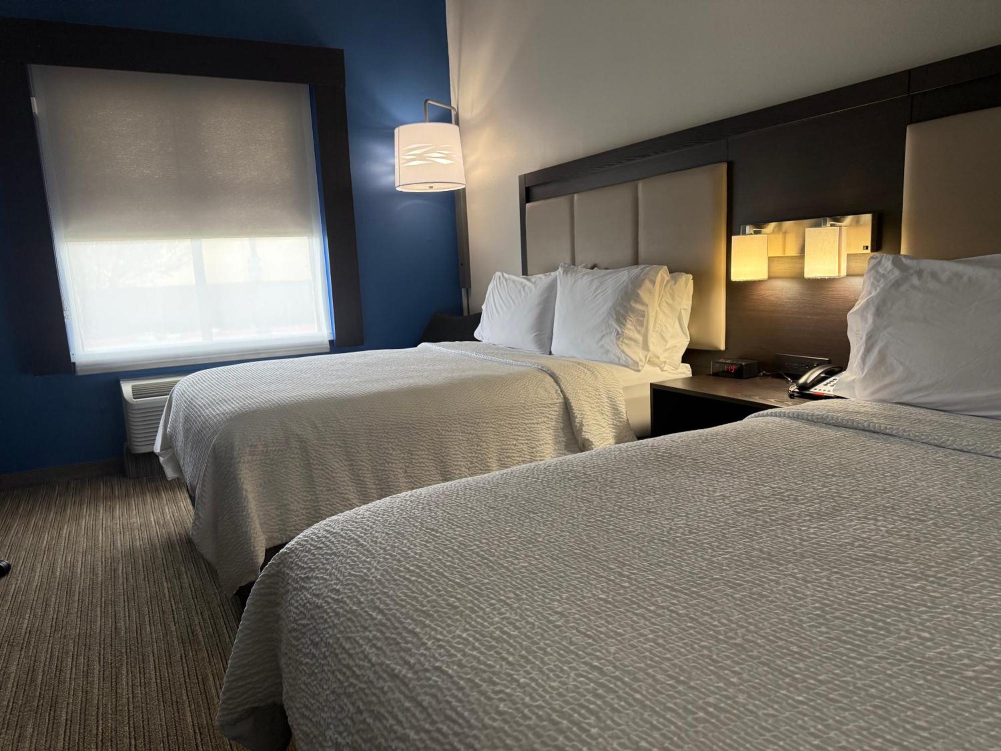 Suite Two Queen Beds