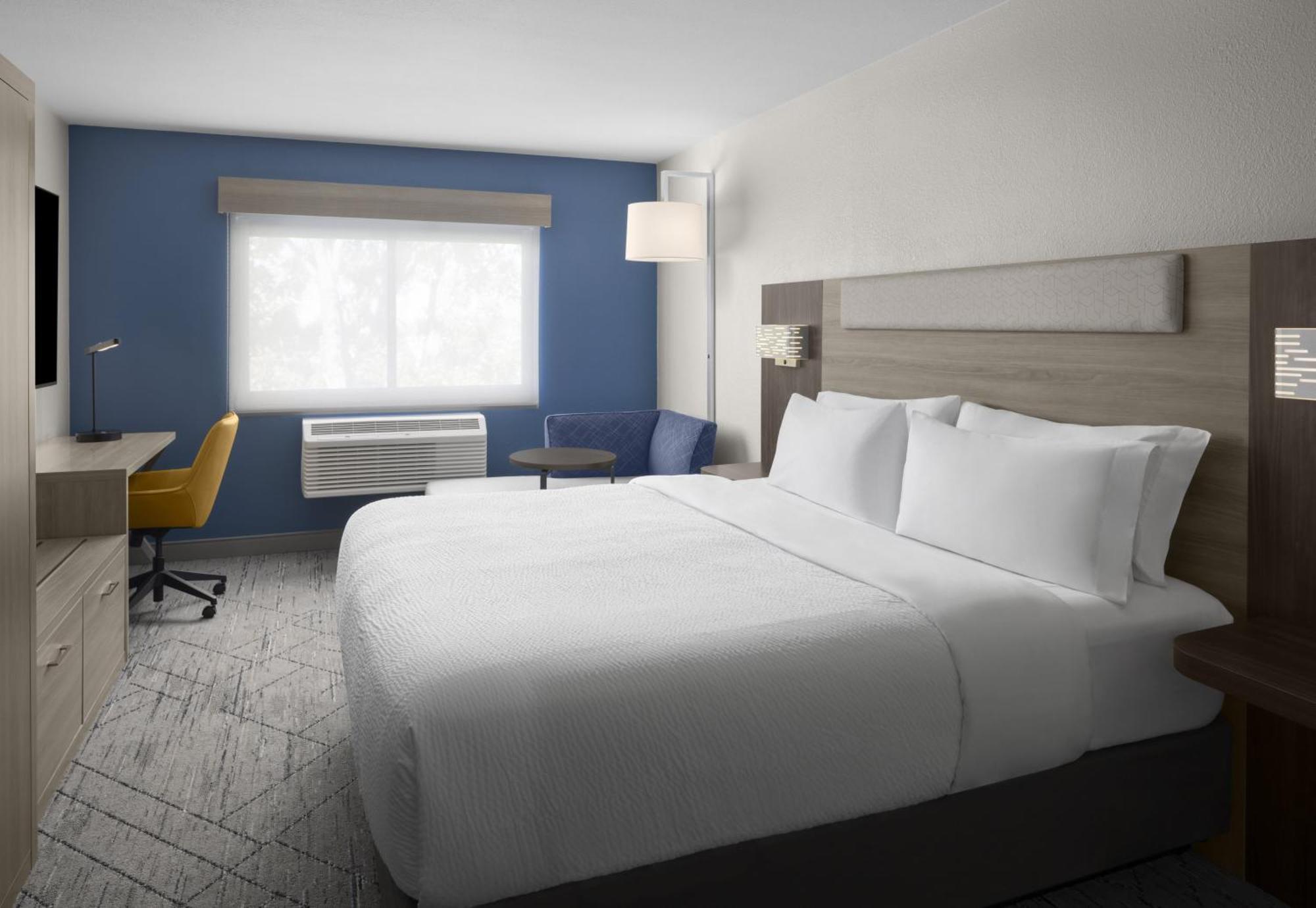 Standard King Room