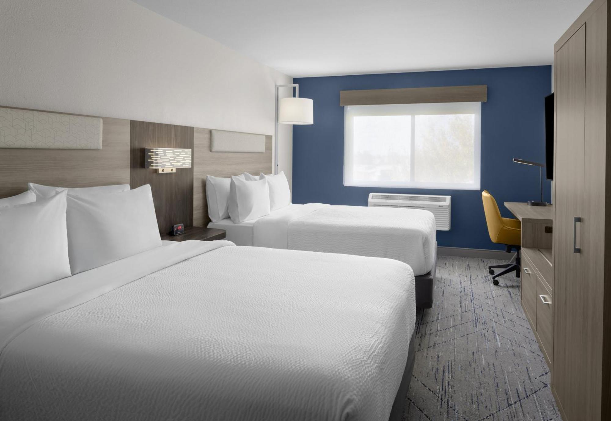 Standard Room Two Queen Beds