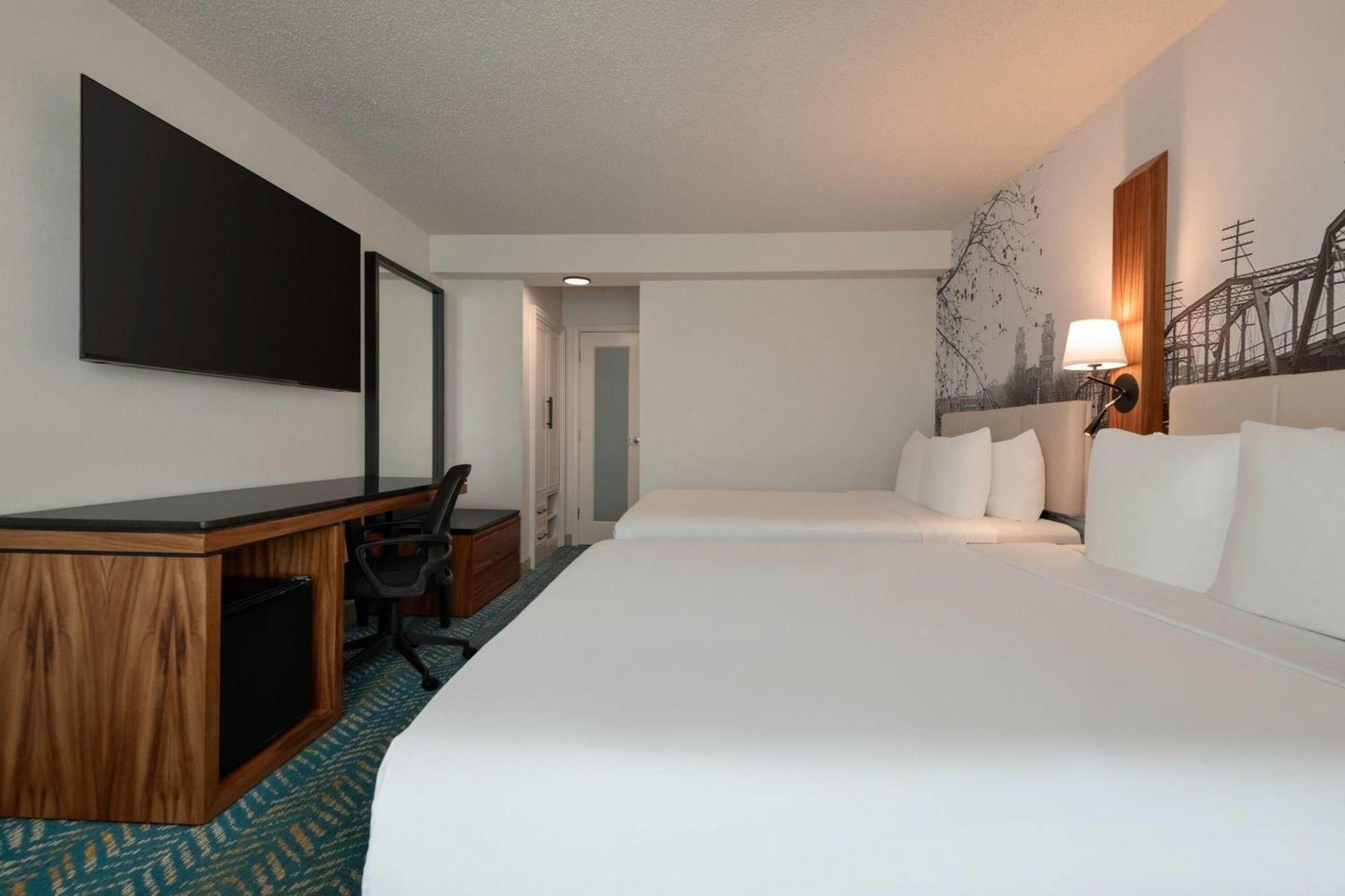 Deluxe Double Room Two Double Beds Non-Smoking