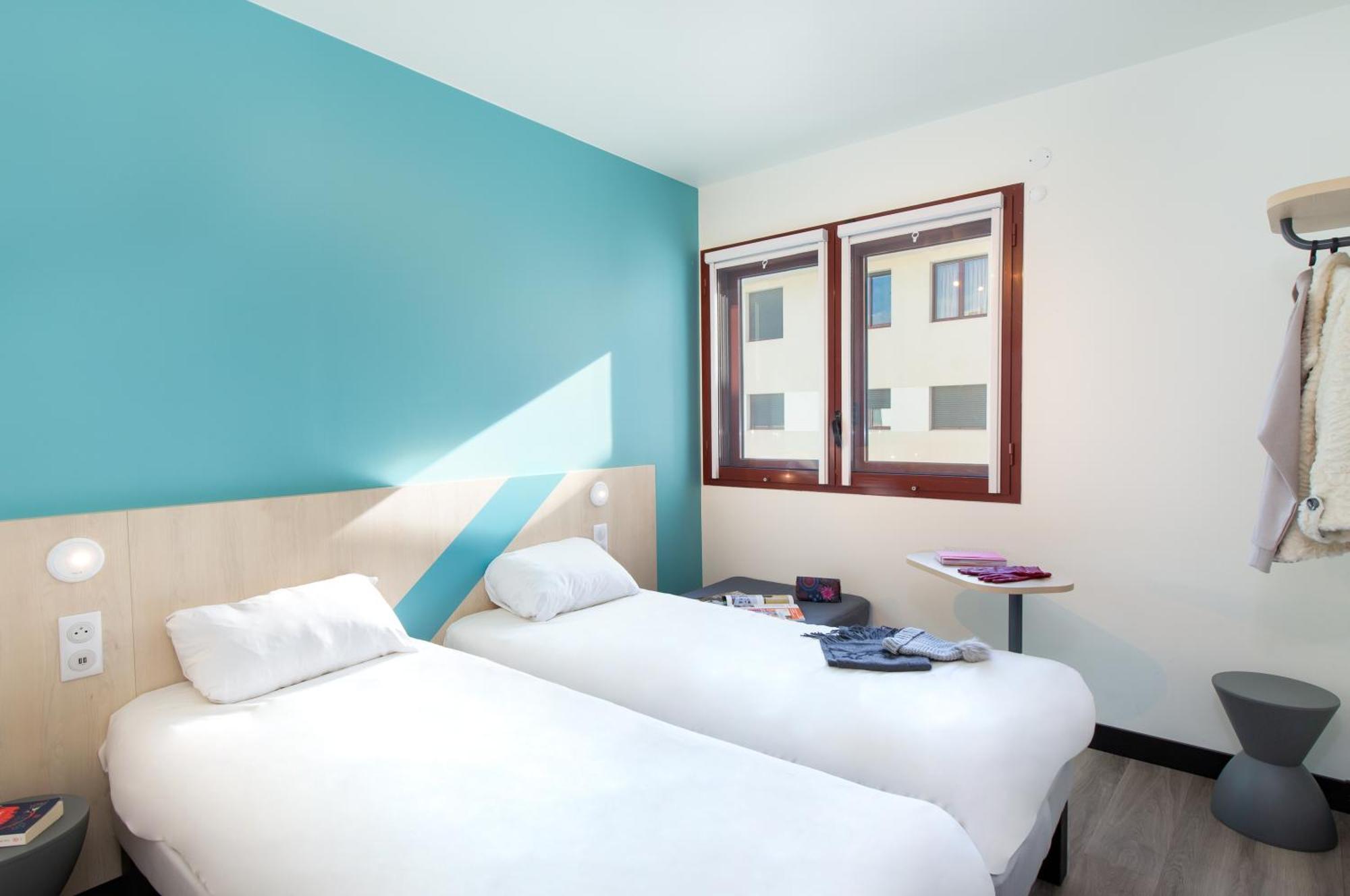 Room Double or Twin Beds
