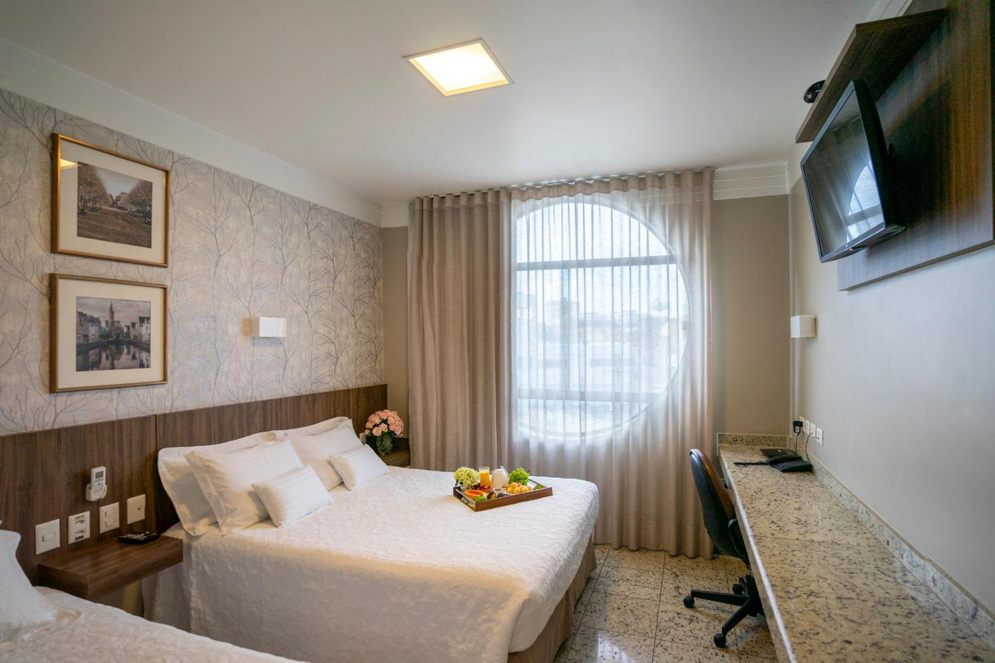 Queen Suite