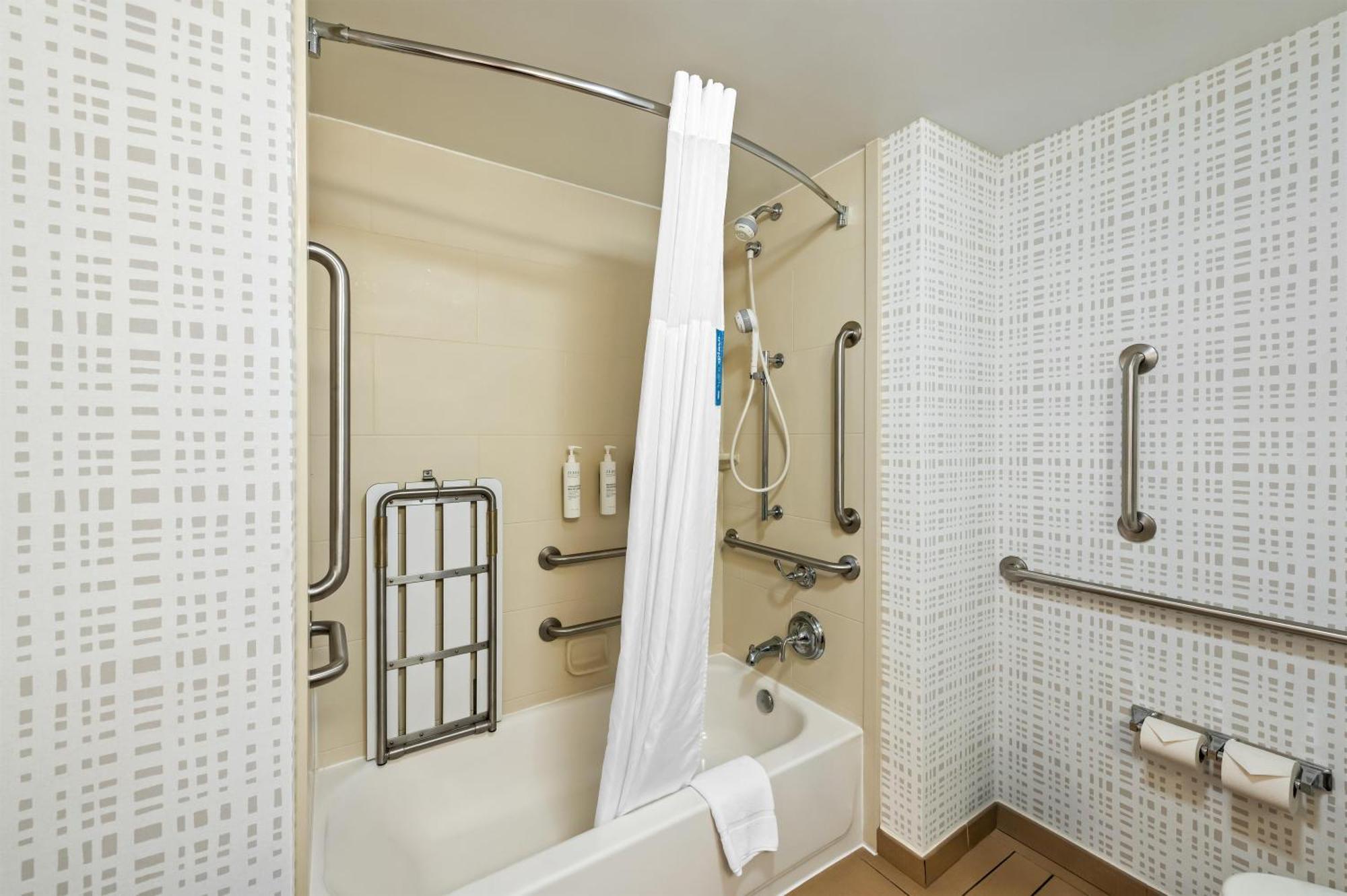 Queen Room Two Queen Beds Mobility Hearing Access or Non-Smoking