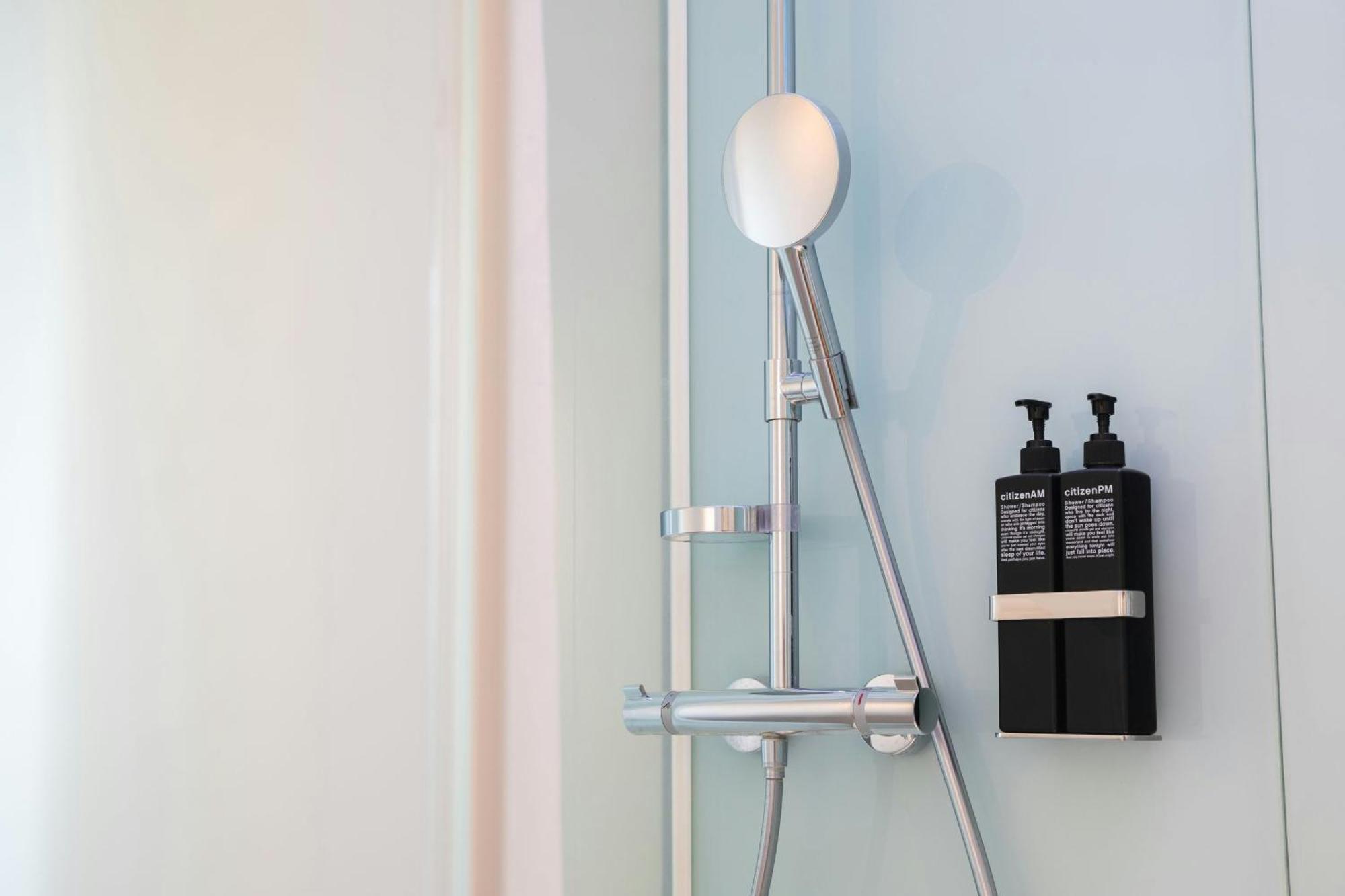 King Room,1739441876:JPEG