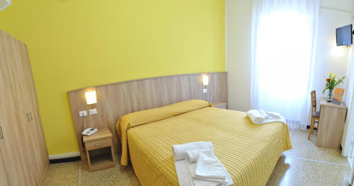 Double or Twin Room Balcony