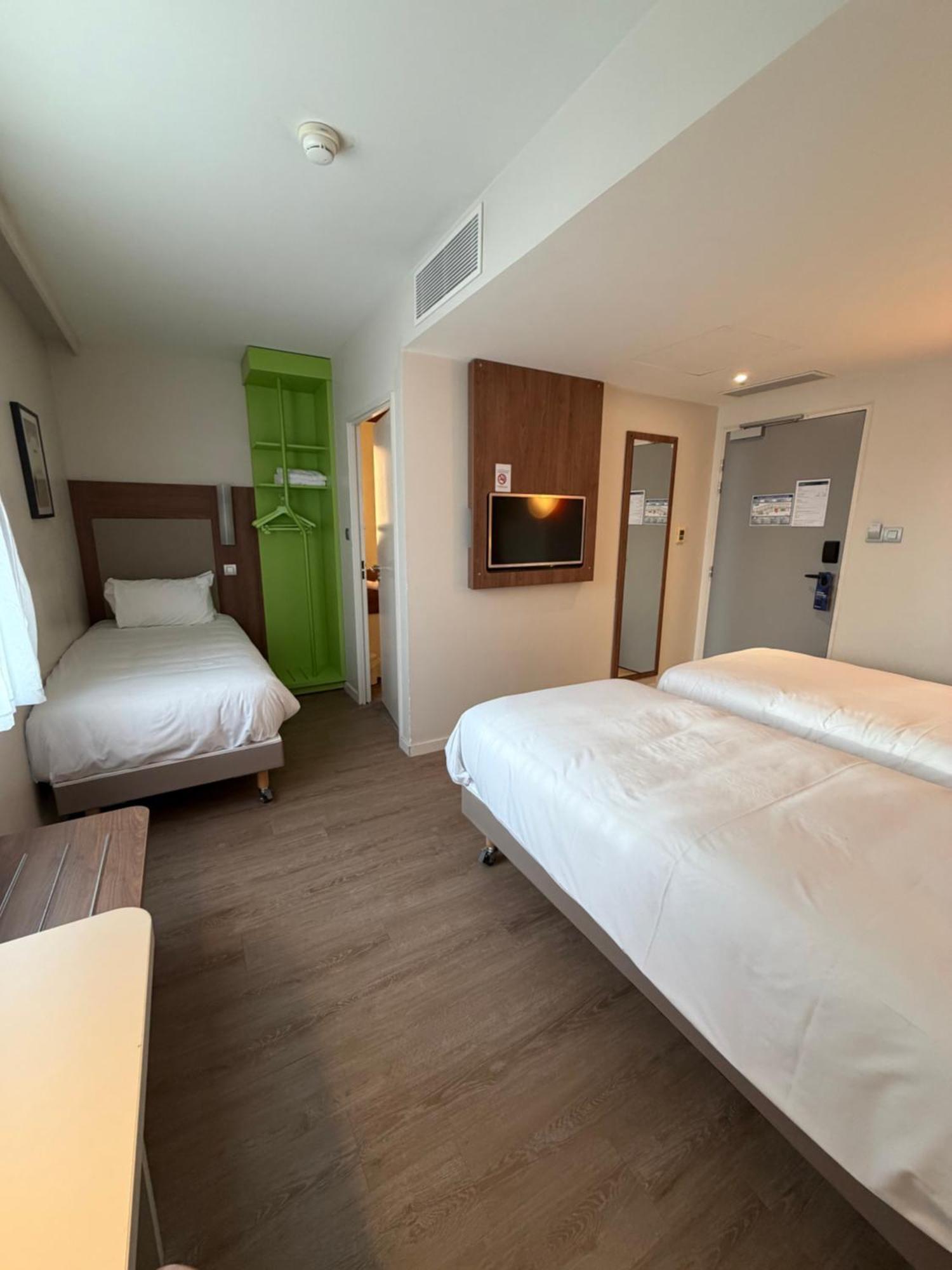 Chambre Standard avec 3 Lits Simples