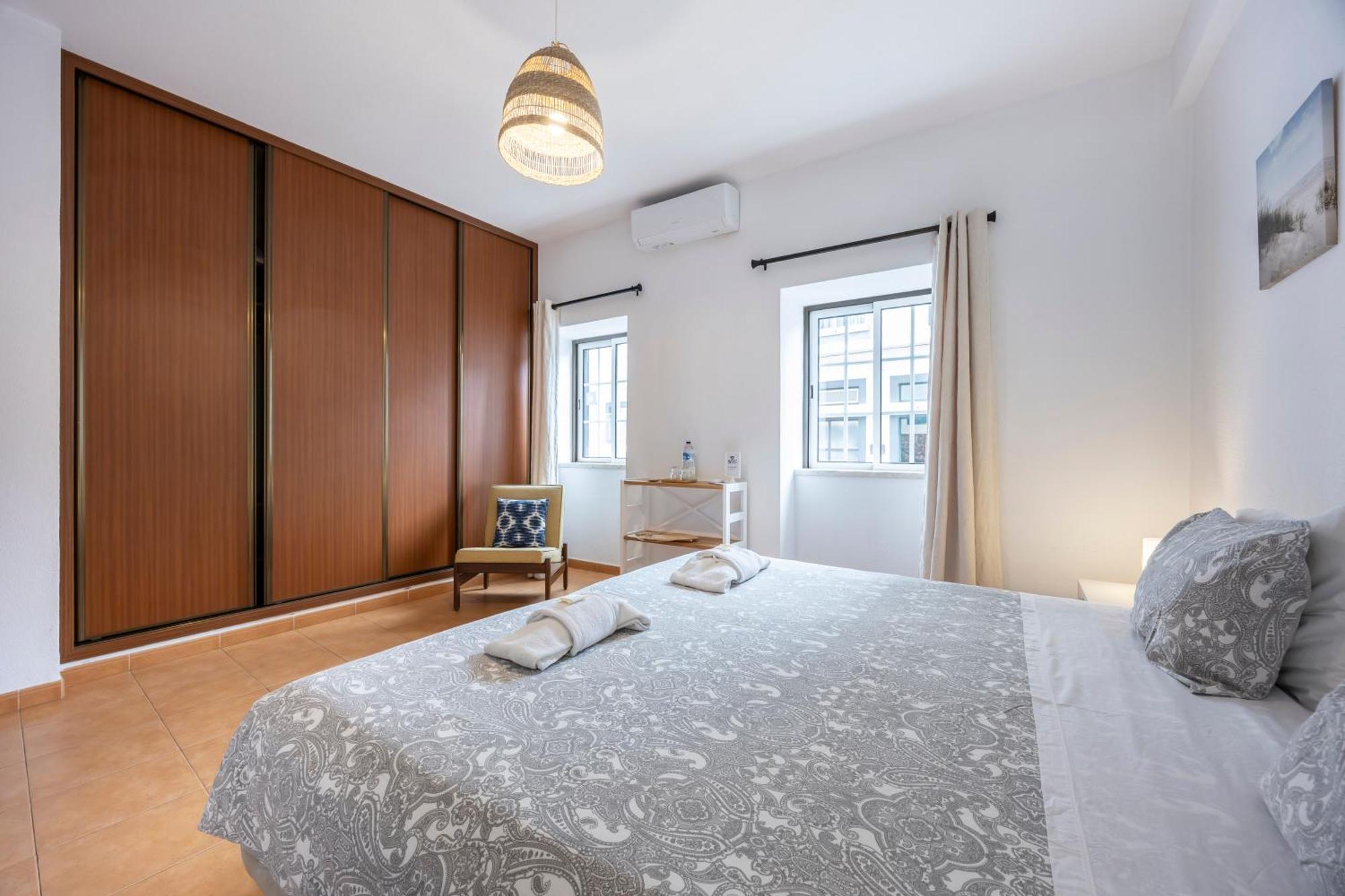 Double Room Private External Bathroom