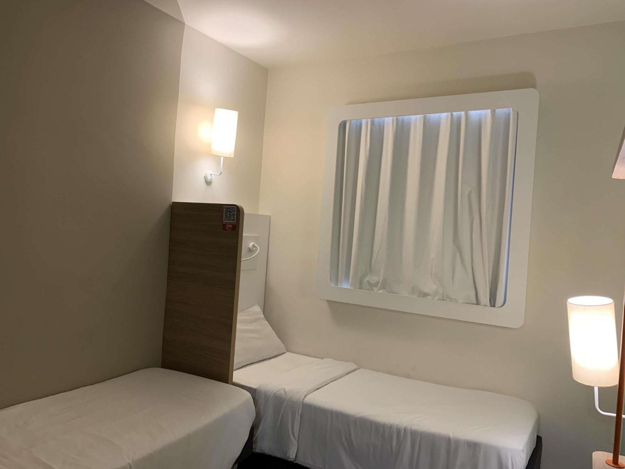 Standard Apartment Twin Beds