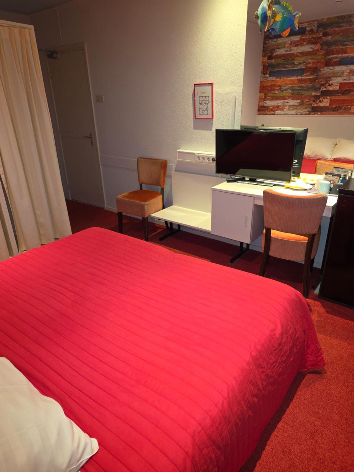 Standard Twin Room,1739367205:JPEG