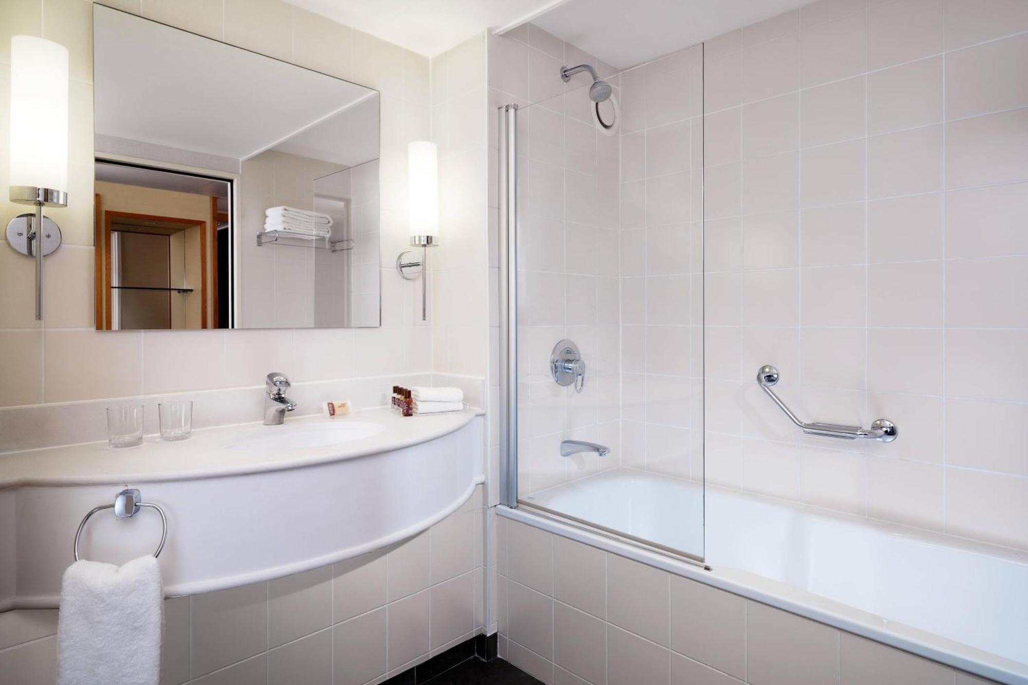 Classic Twin Room