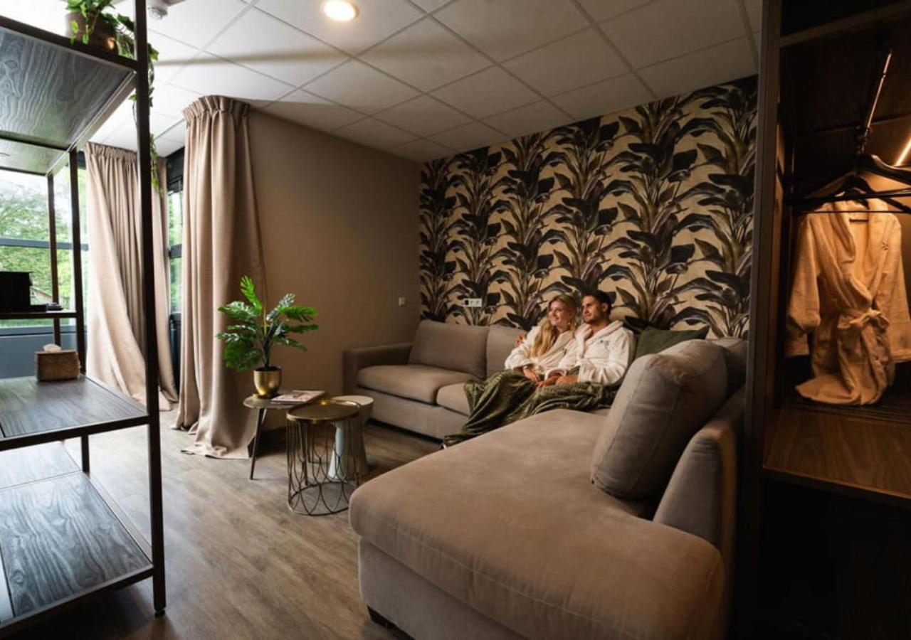 Gold Botanic Suite,1742573420:JPEG