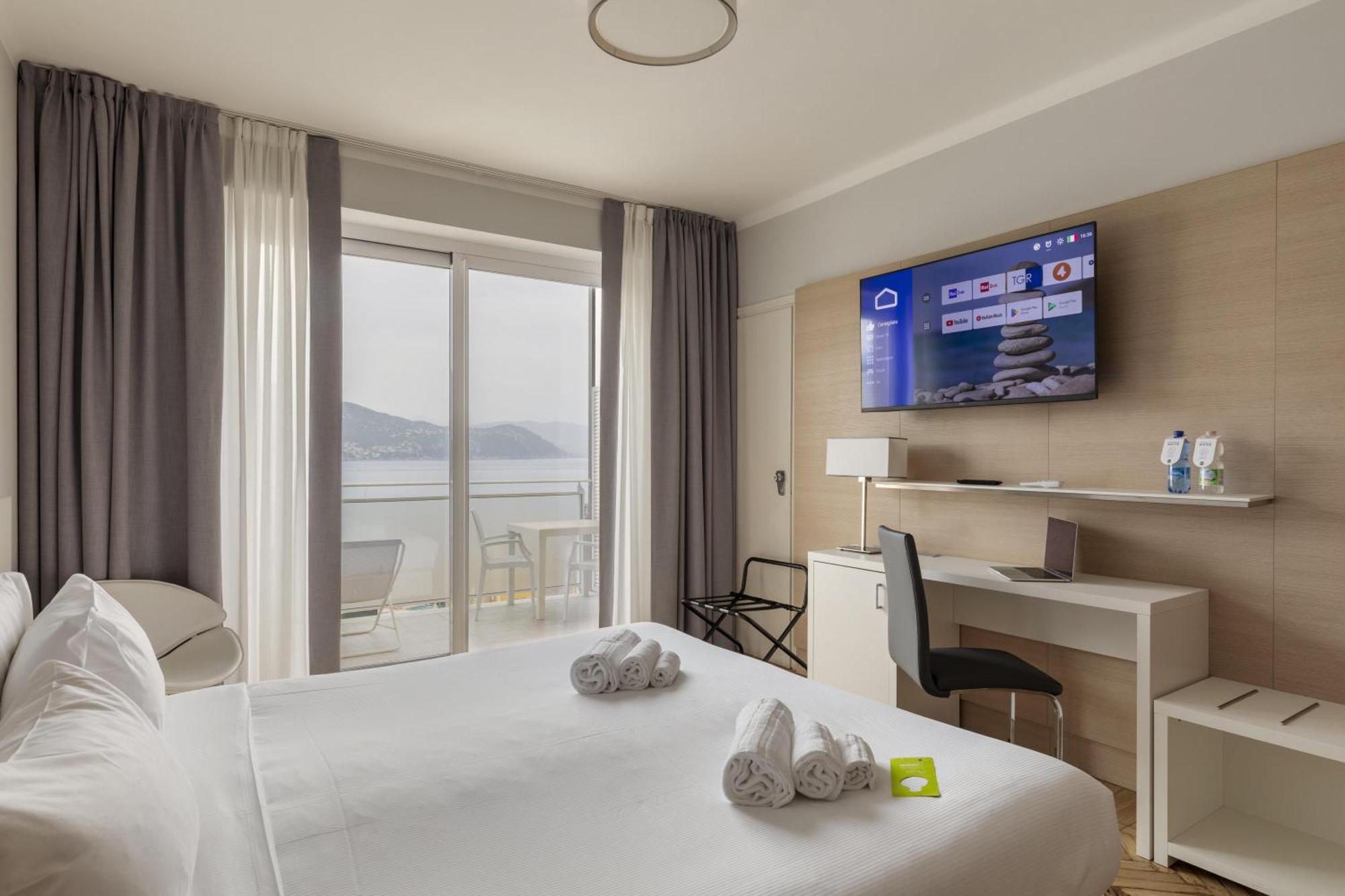 Double Room Sea View