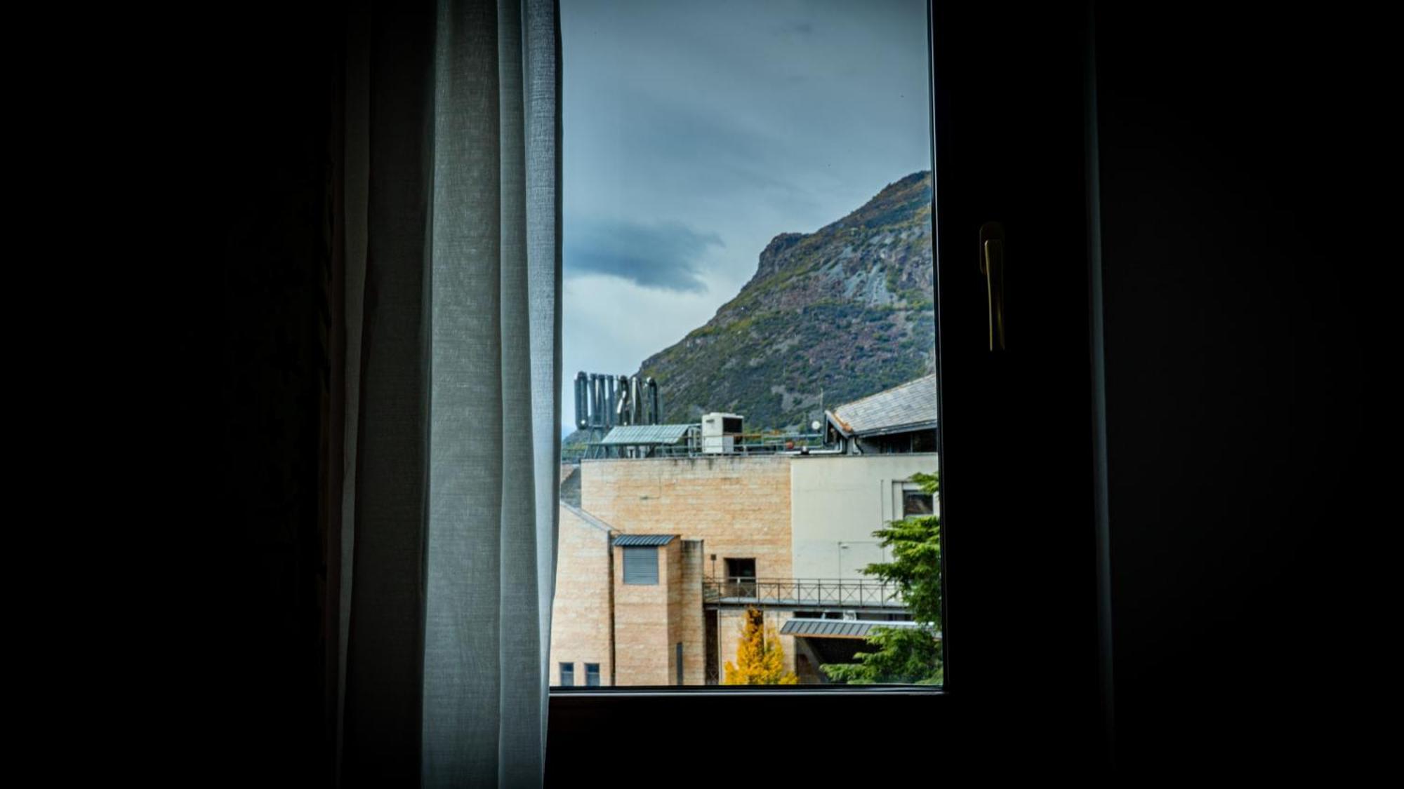Double Room,1742594741:JPEG