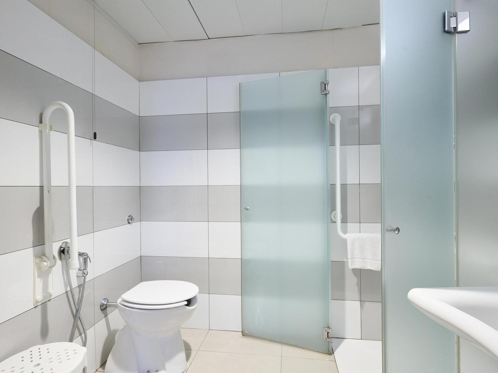 Twin Room - Disability Access,1742588498:JPEG