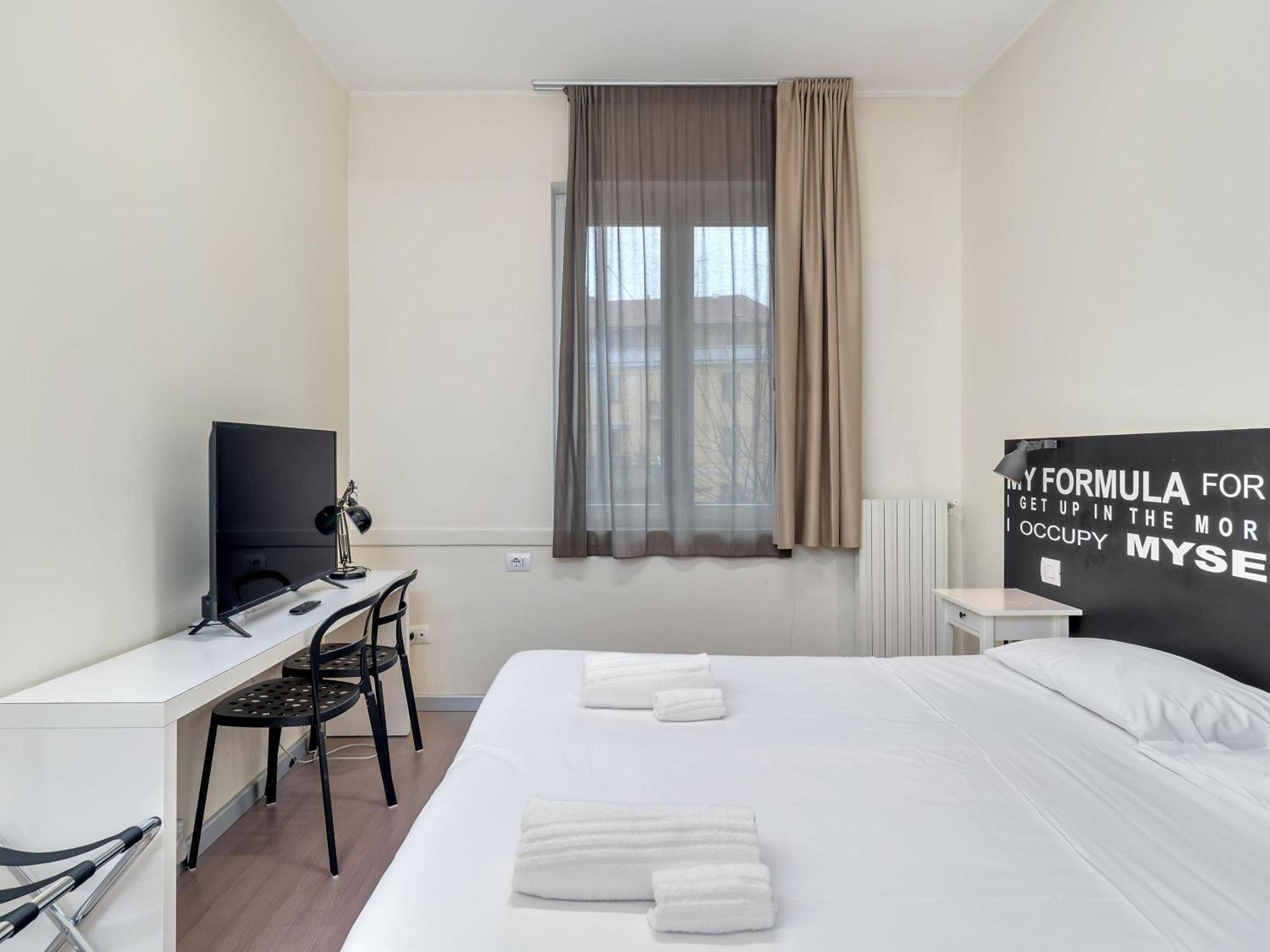Double Room,1742589168:JPEG