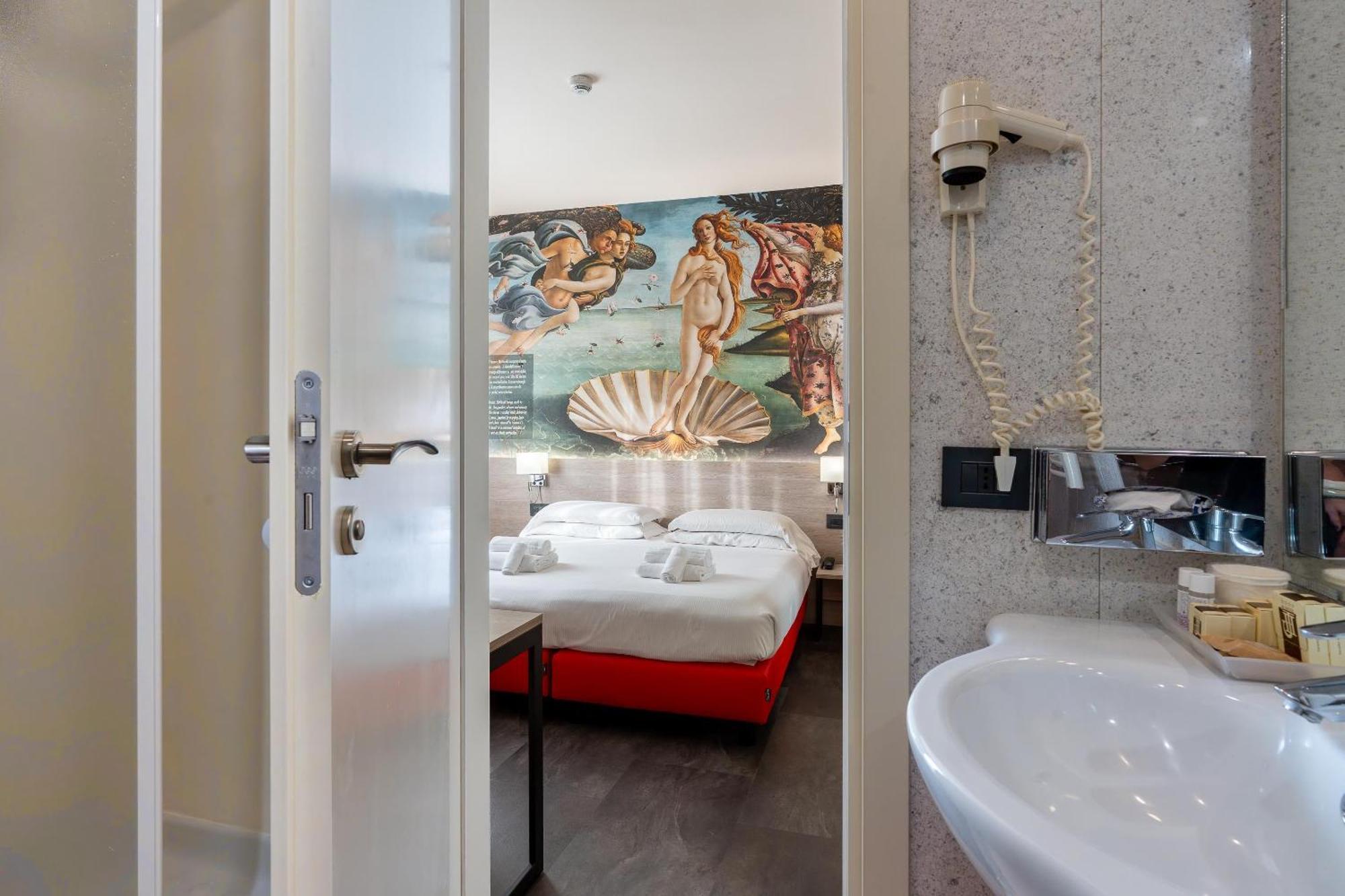 Comfort Queen Room