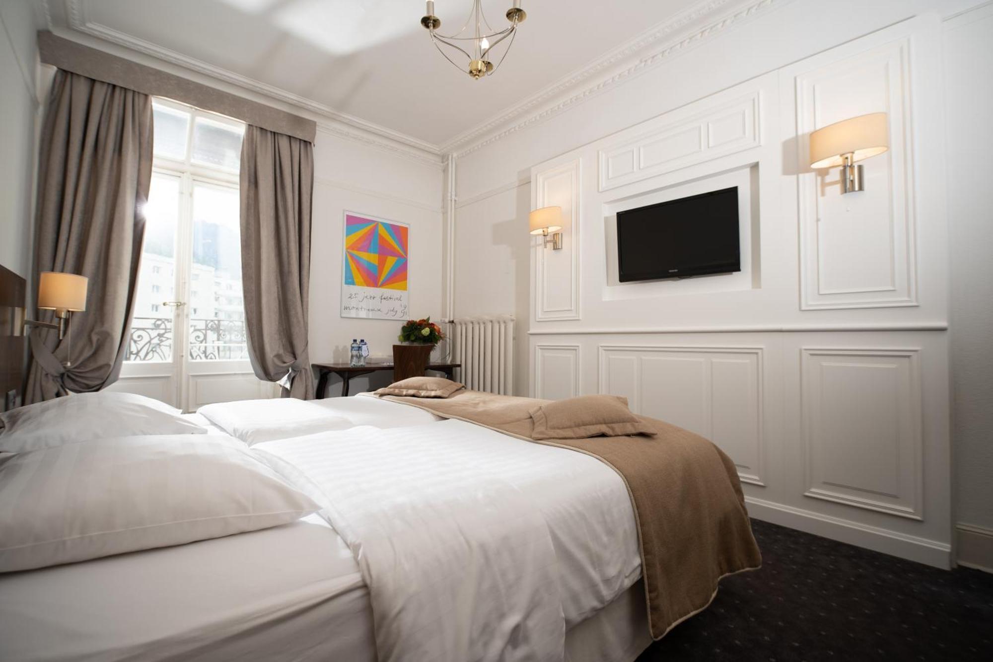 Renovated Double Room Balcony