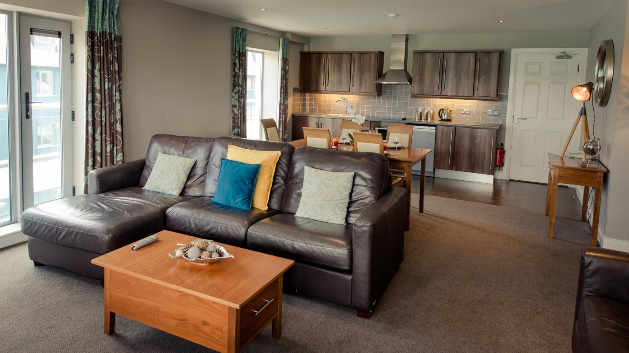 Two-Bedroom Apartment City View