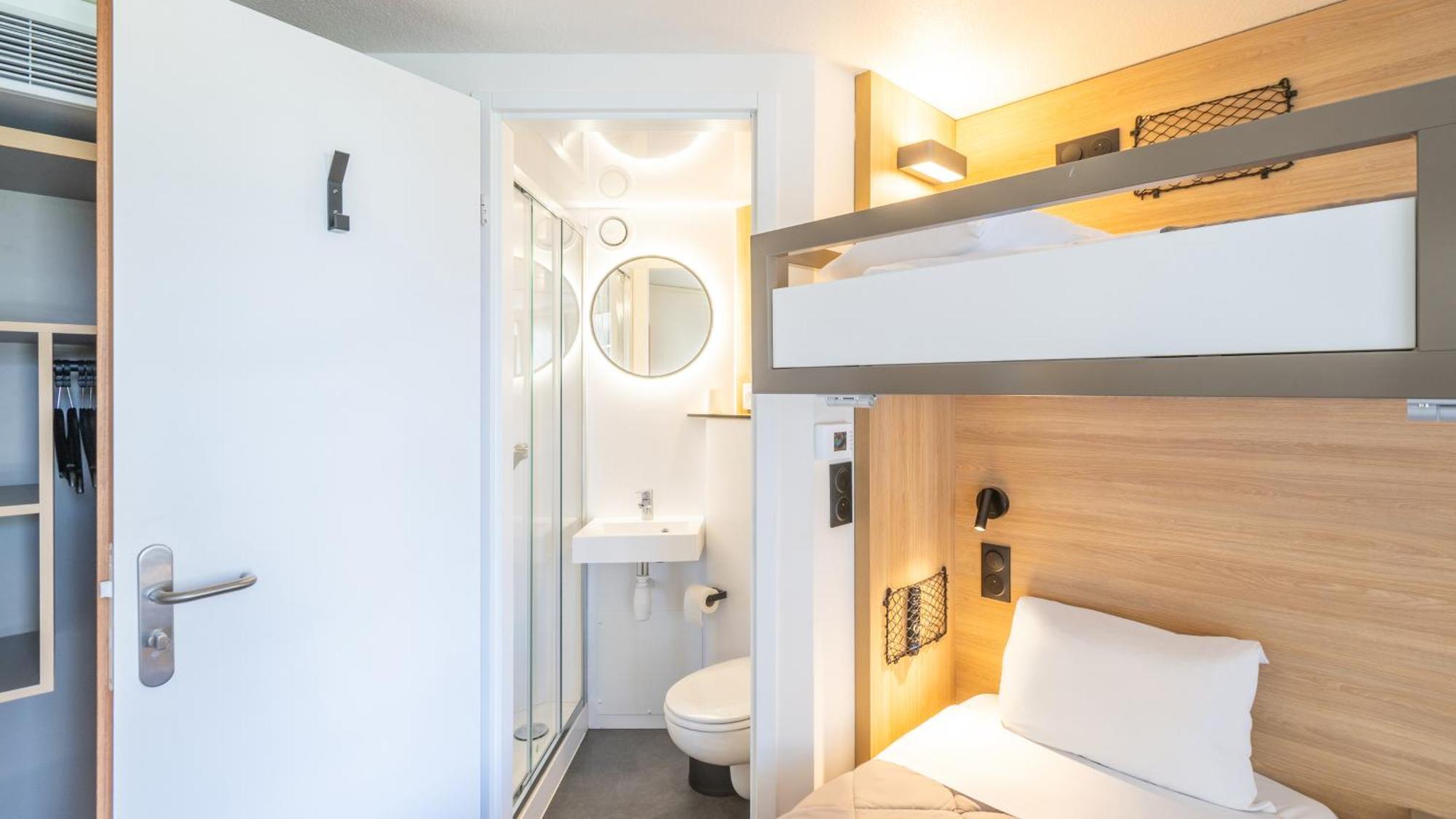 Standard Single Room,1742595793:JPEG