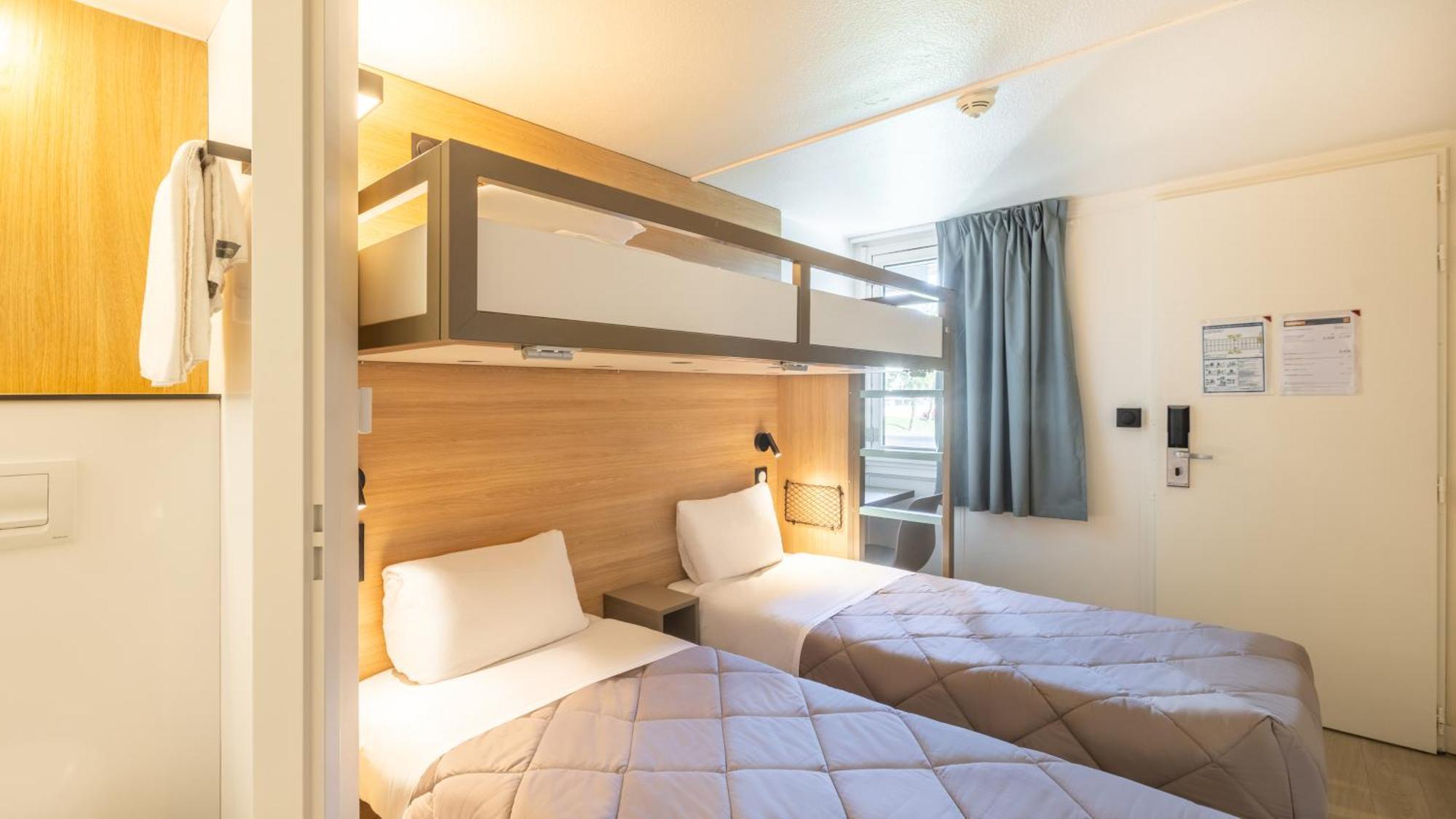 Standard Twin Room One Bunk Bed