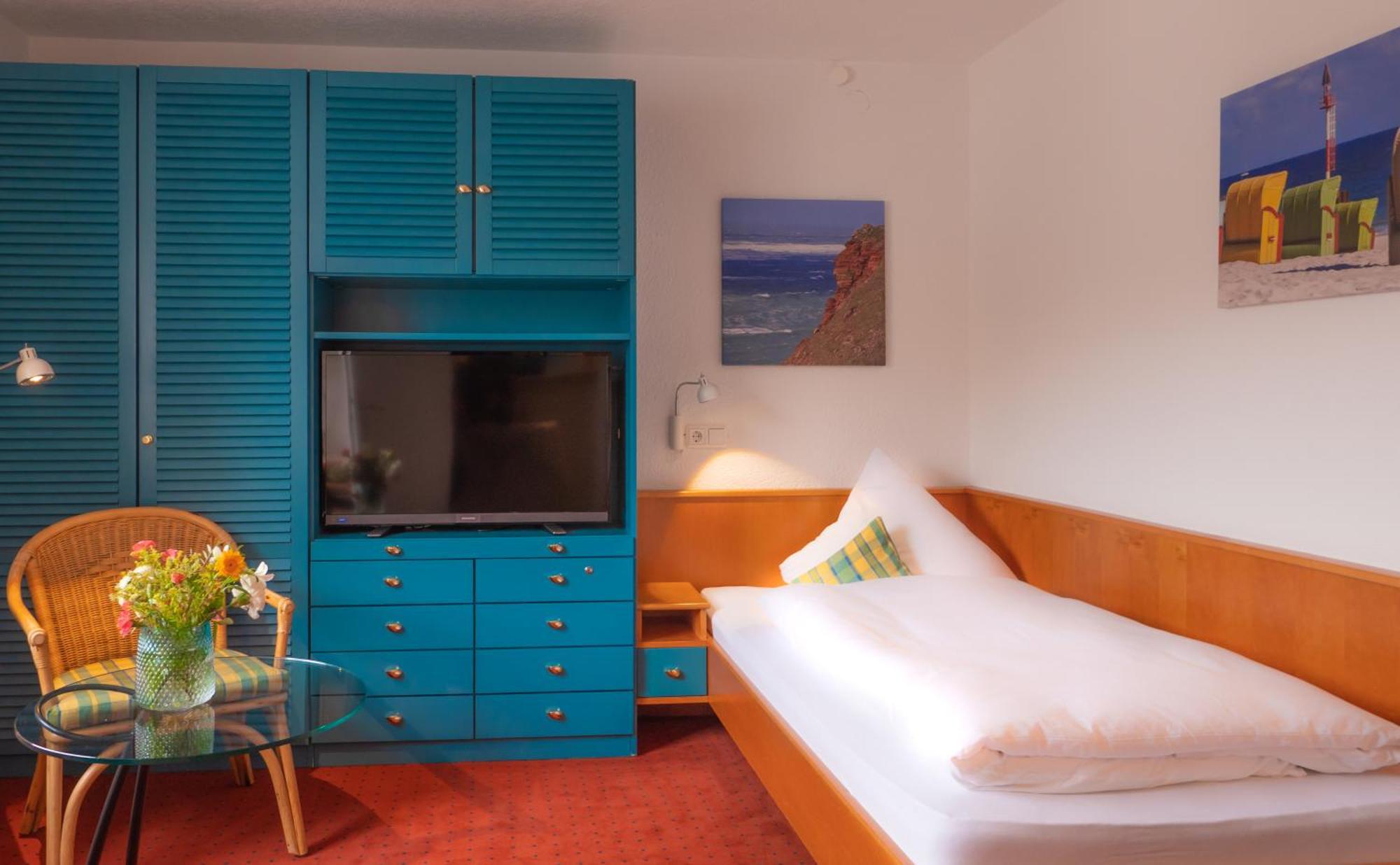 Single Room Landside
