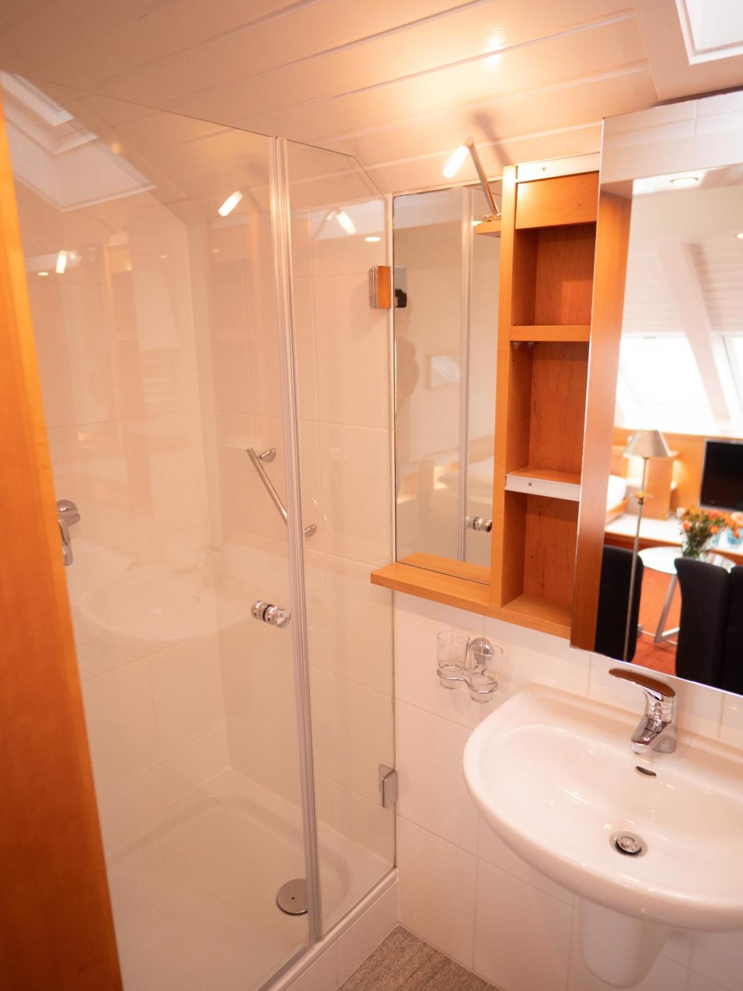 Double Room Lake View