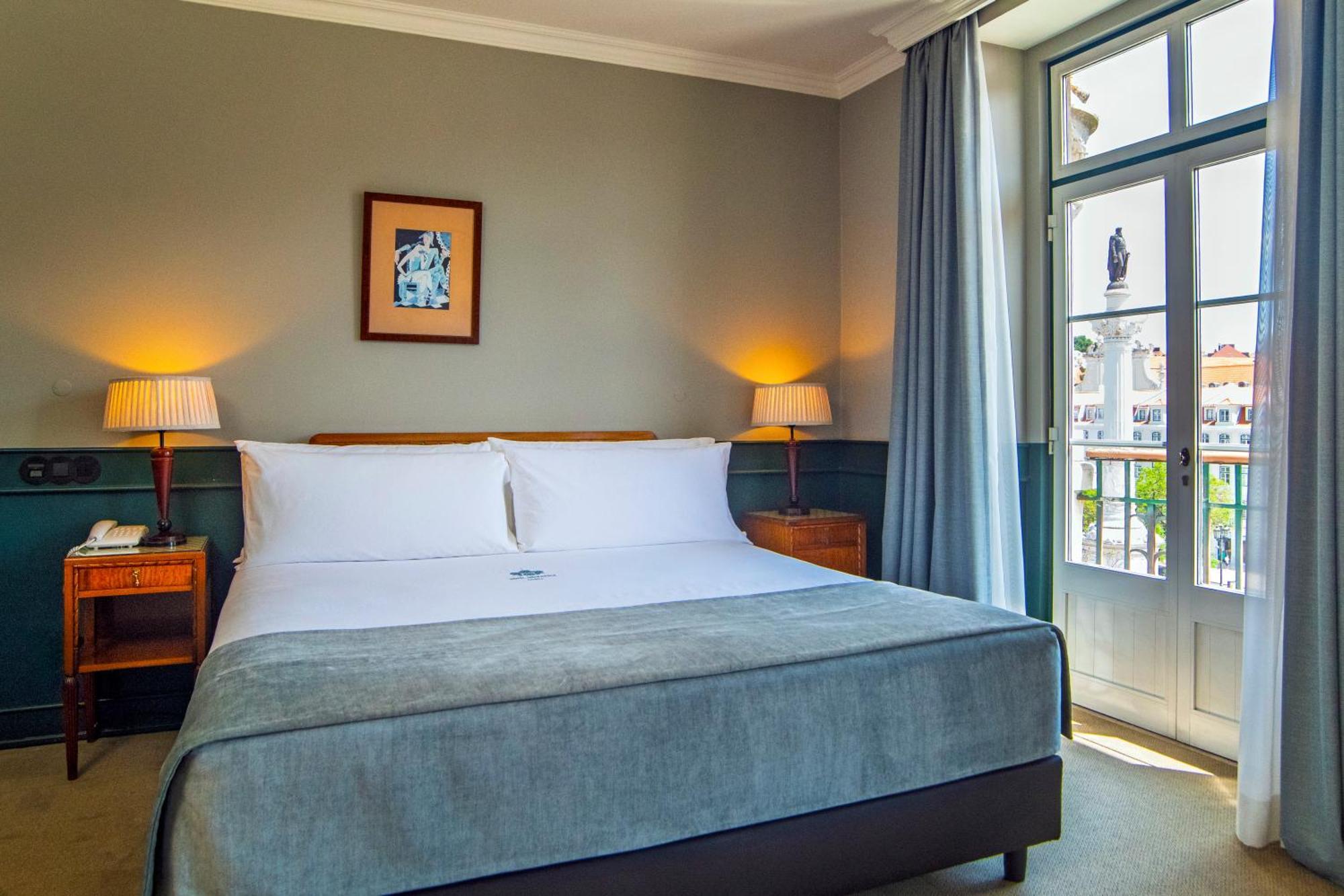Double or Twin Room Rossio Square view