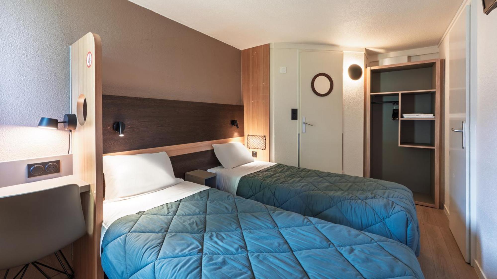Standard Twin Room,1742599233:JPEG