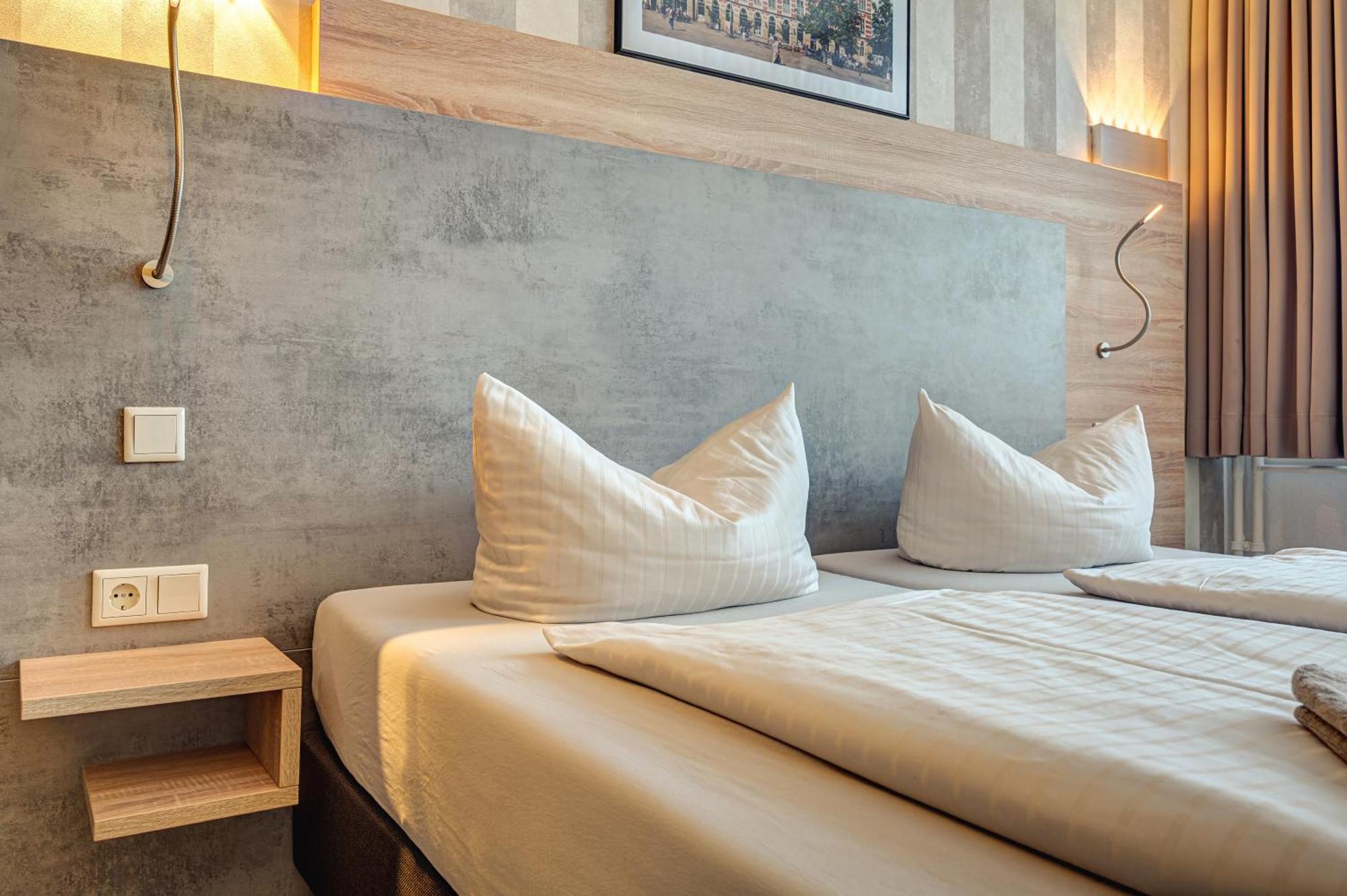 Large Double Room