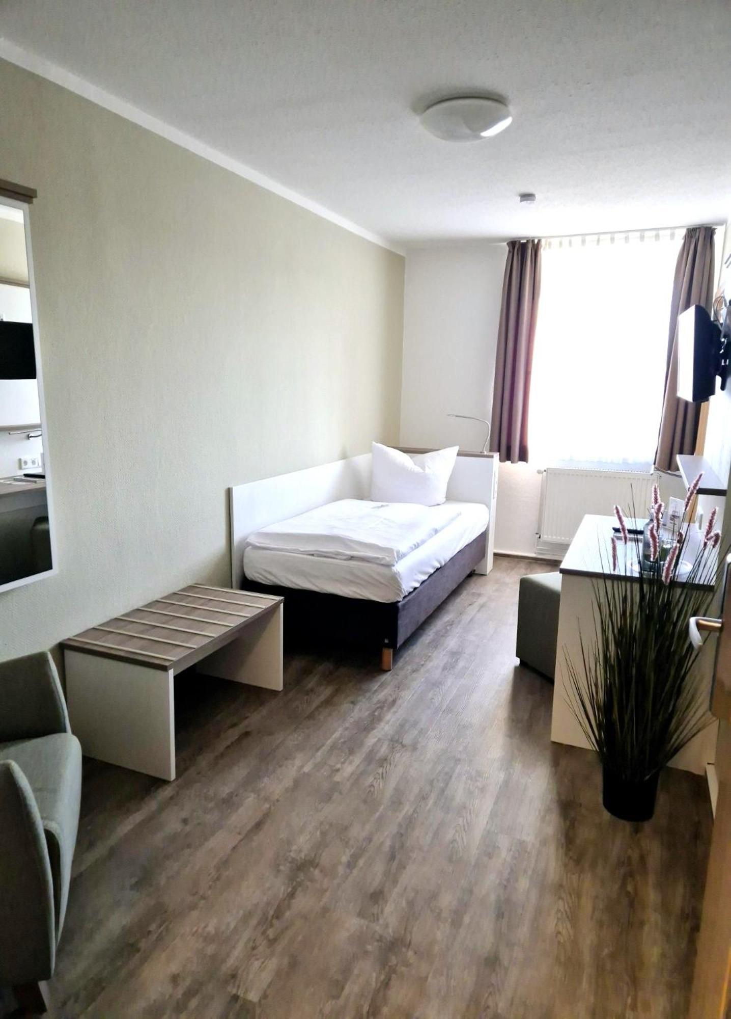 Economy Single Room