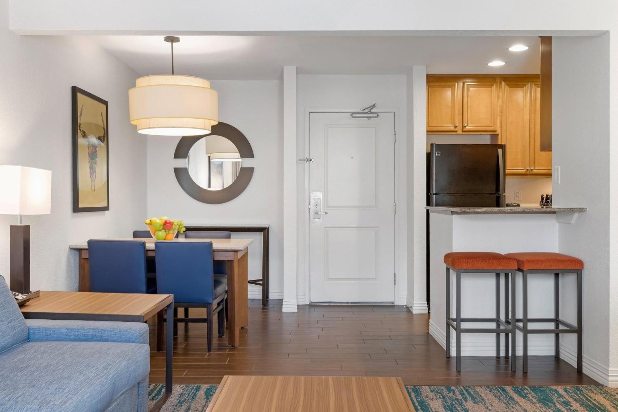 One-Bedroom Suite No Resort Fees