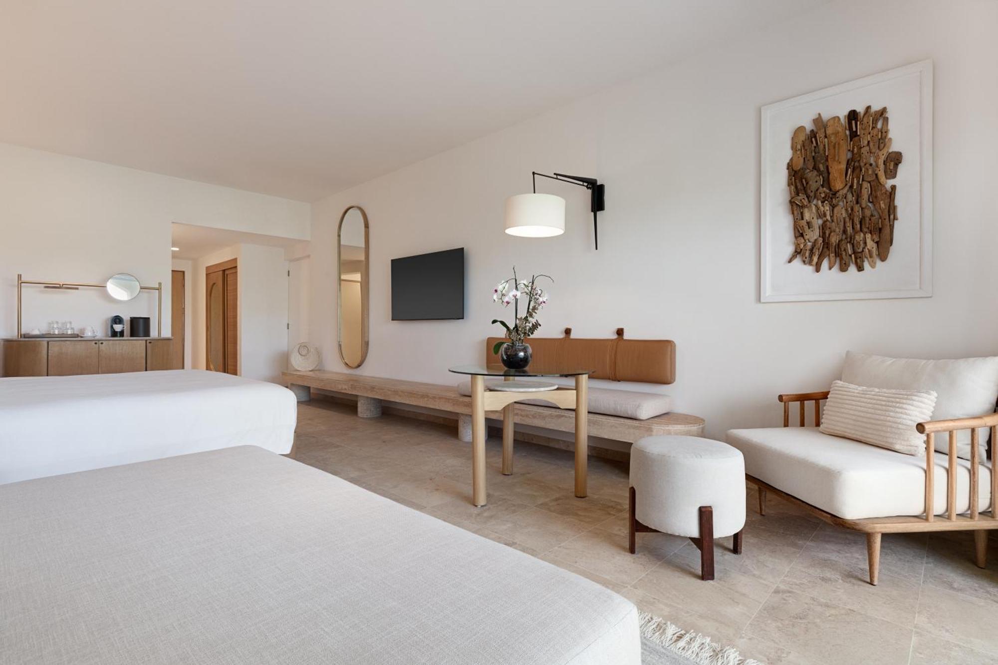 Junior Suite,1742615896:JPEG
