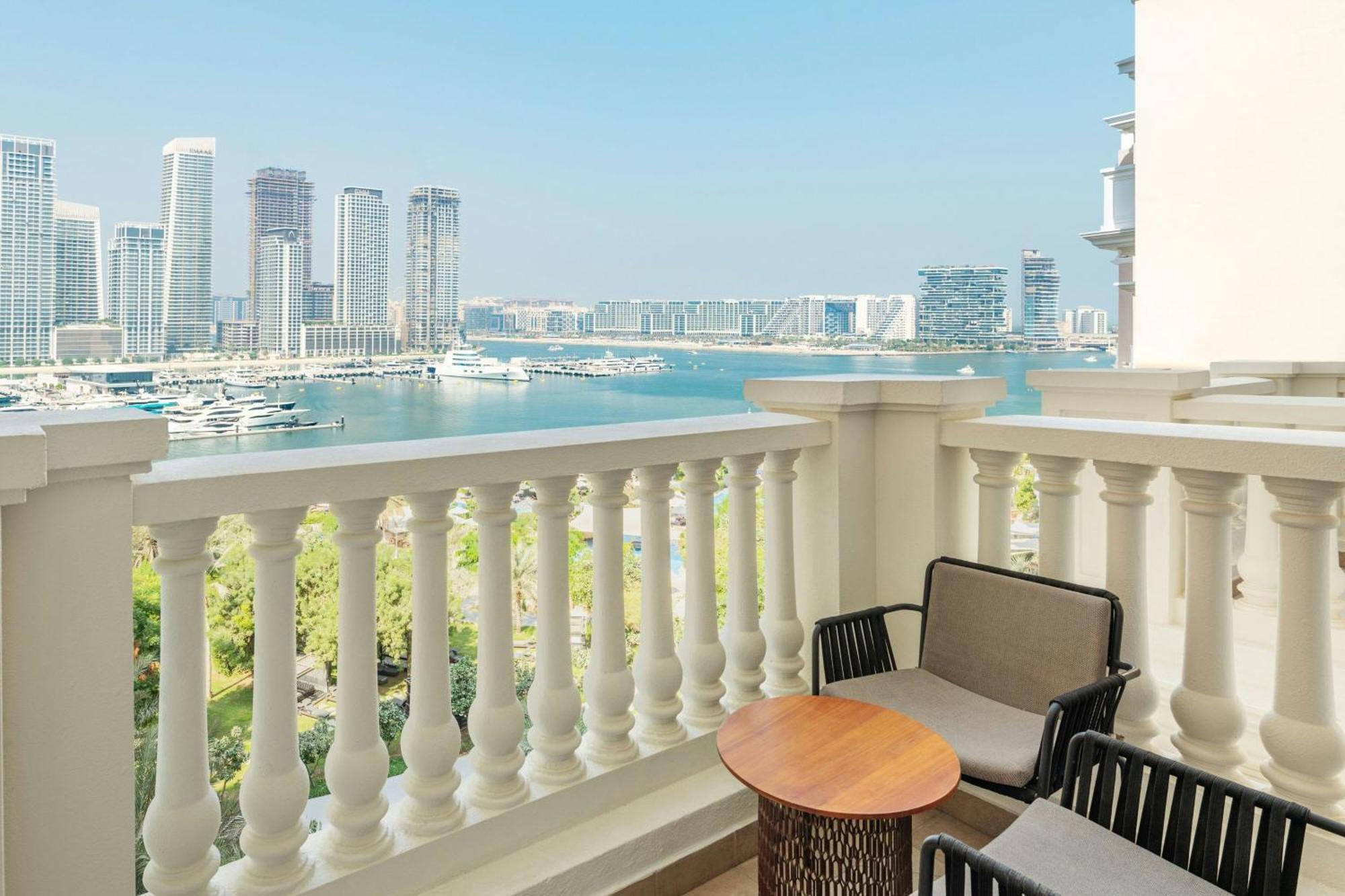Westin Club Sea View 1 King Balcony Happy Hour Afternoon Tea Club Lounge Jungle Bay Waterpark access