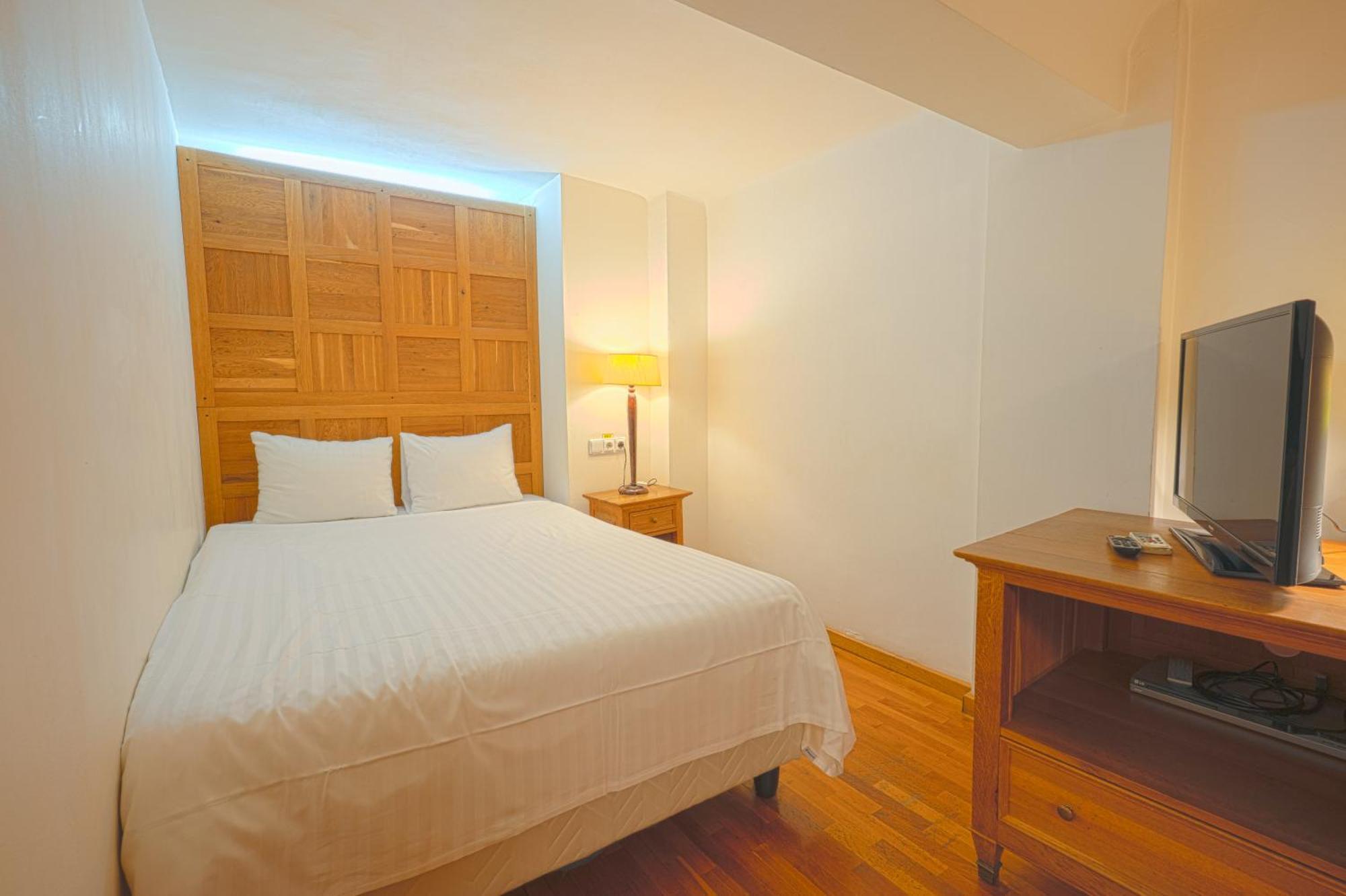 Large Single Room