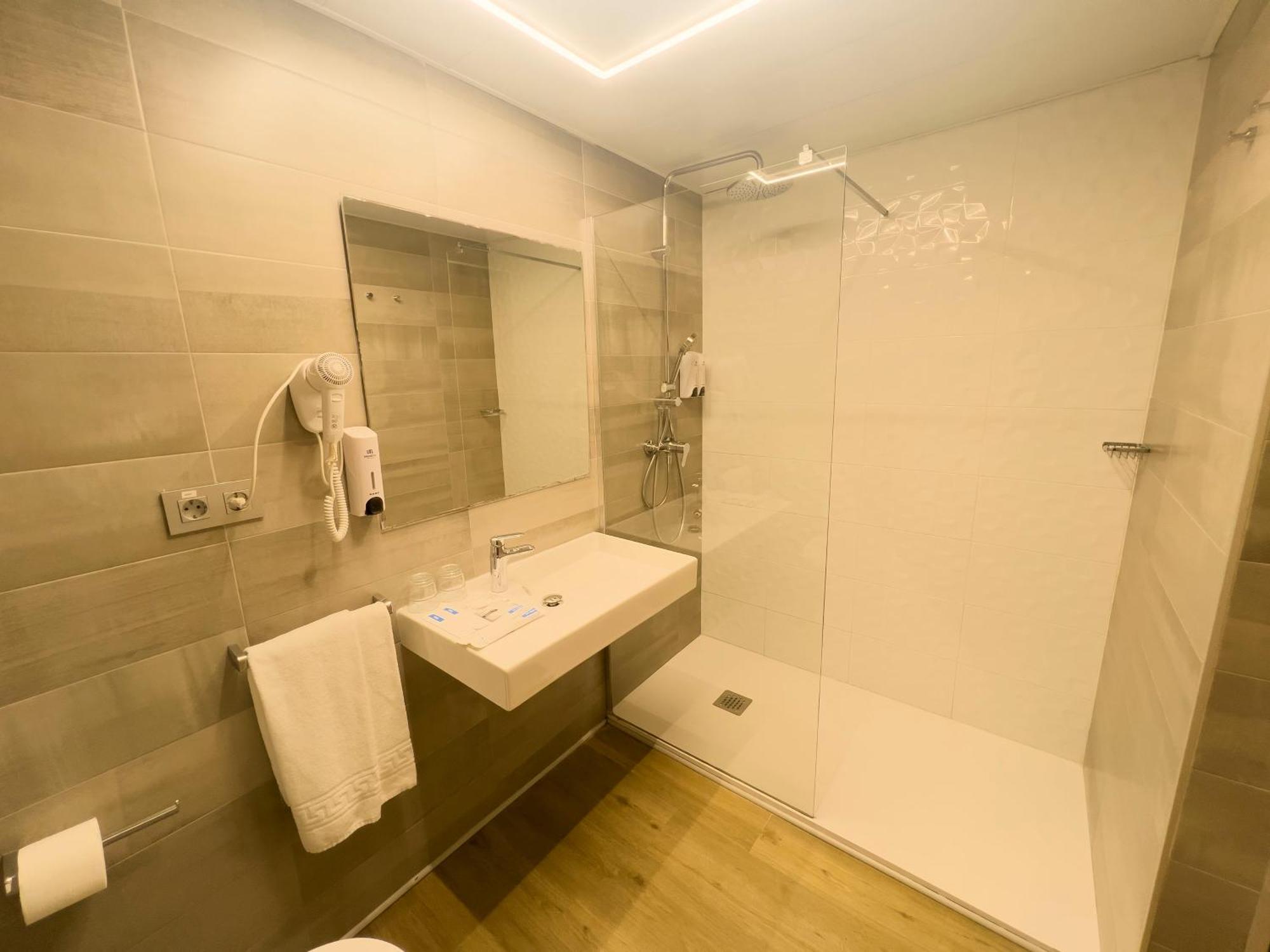 Basic Double Room