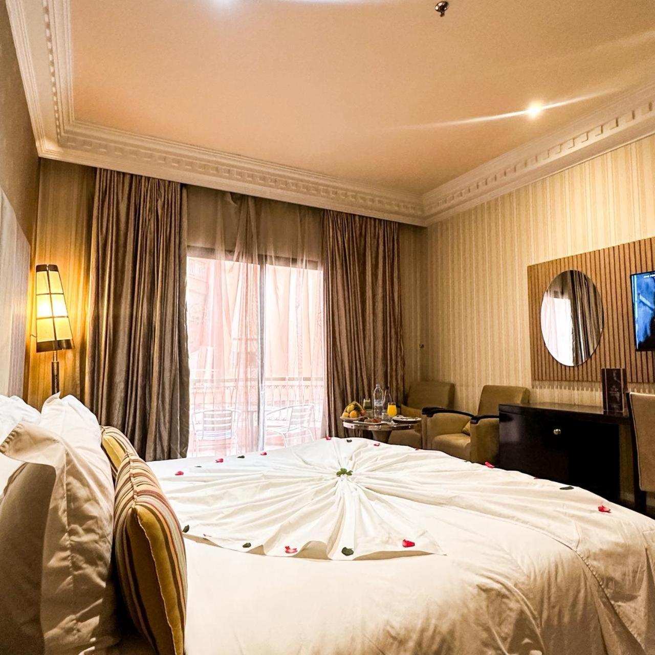 Executive Double Room Lounge Acces