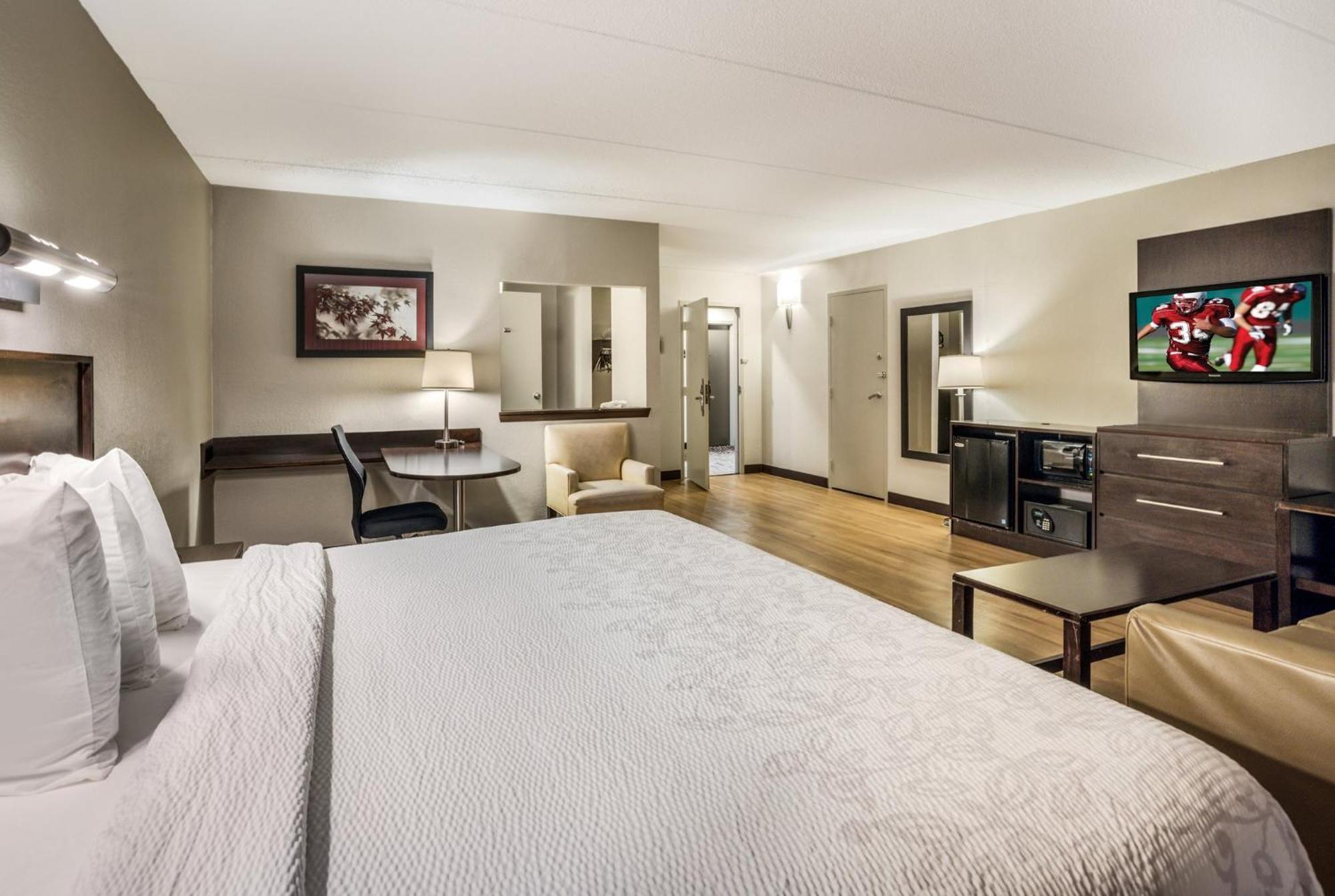 Suite King Room Smoke