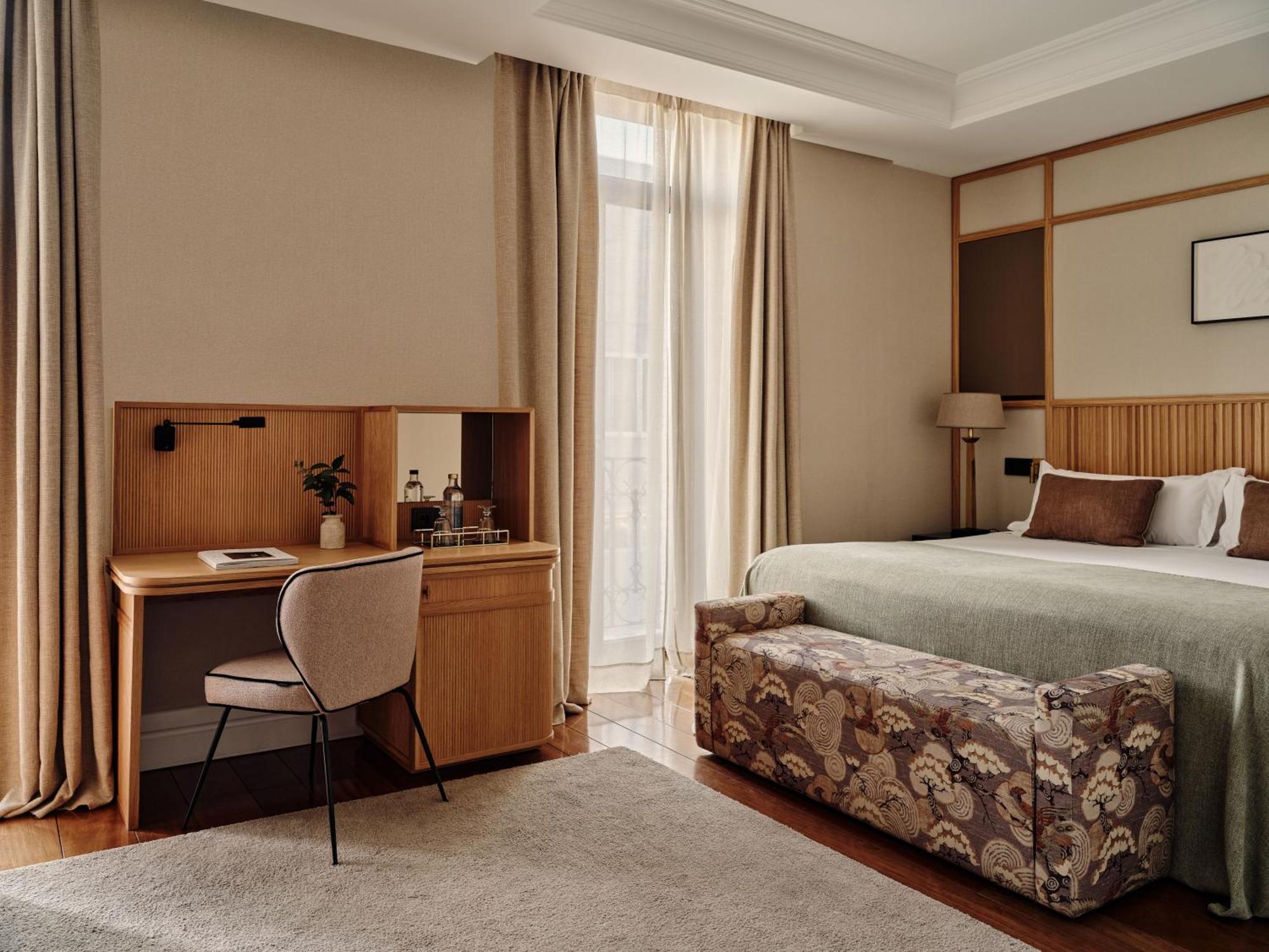 Deluxe Double or Twin Room Garden View