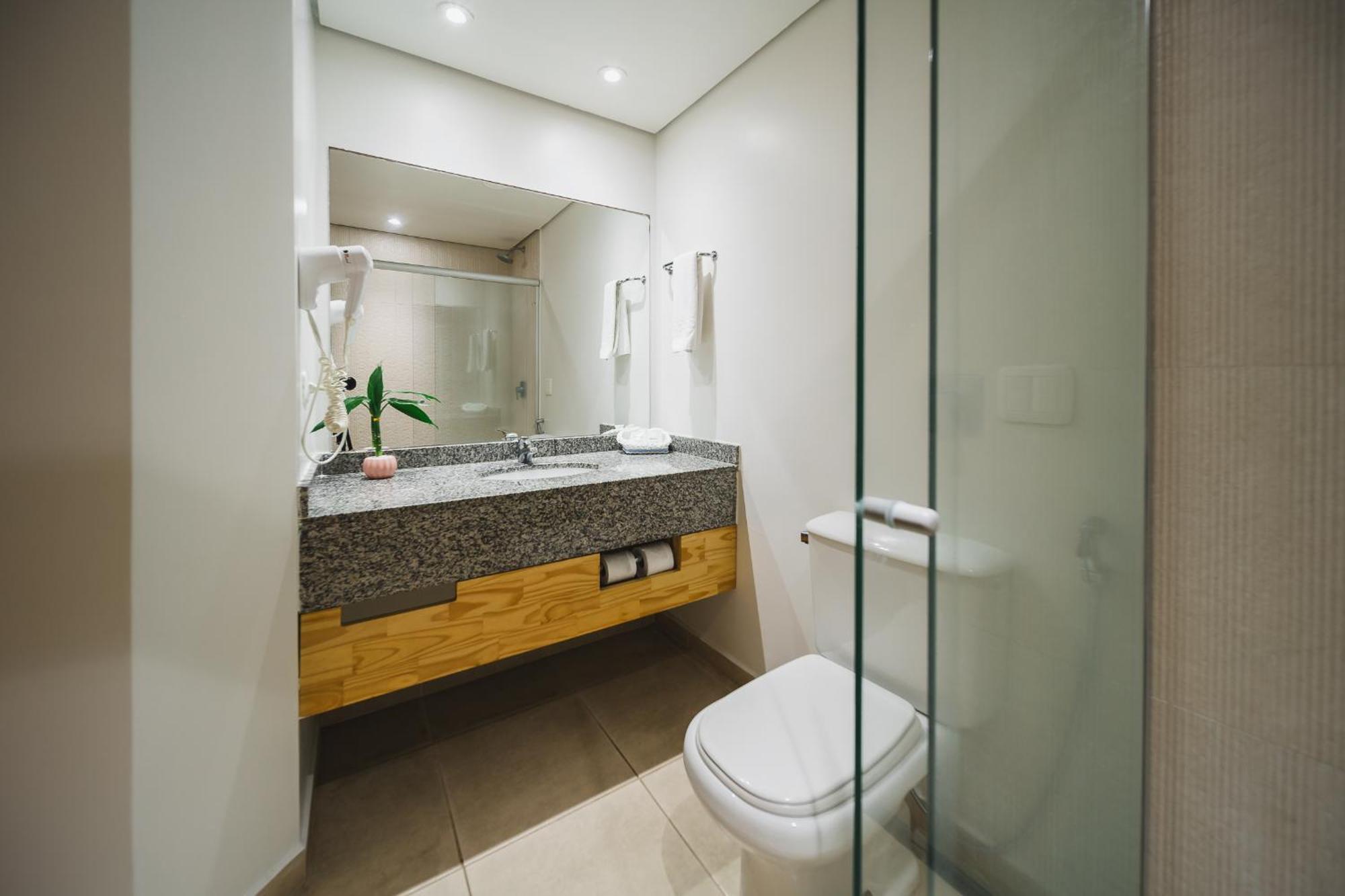Quarto Duplo Standard