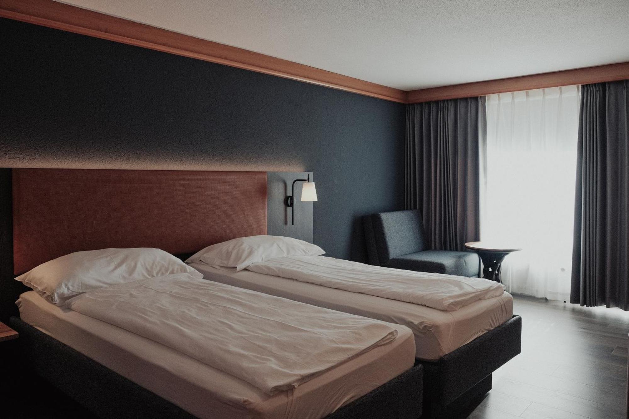 Comfort Double Room Balcony Mountain View