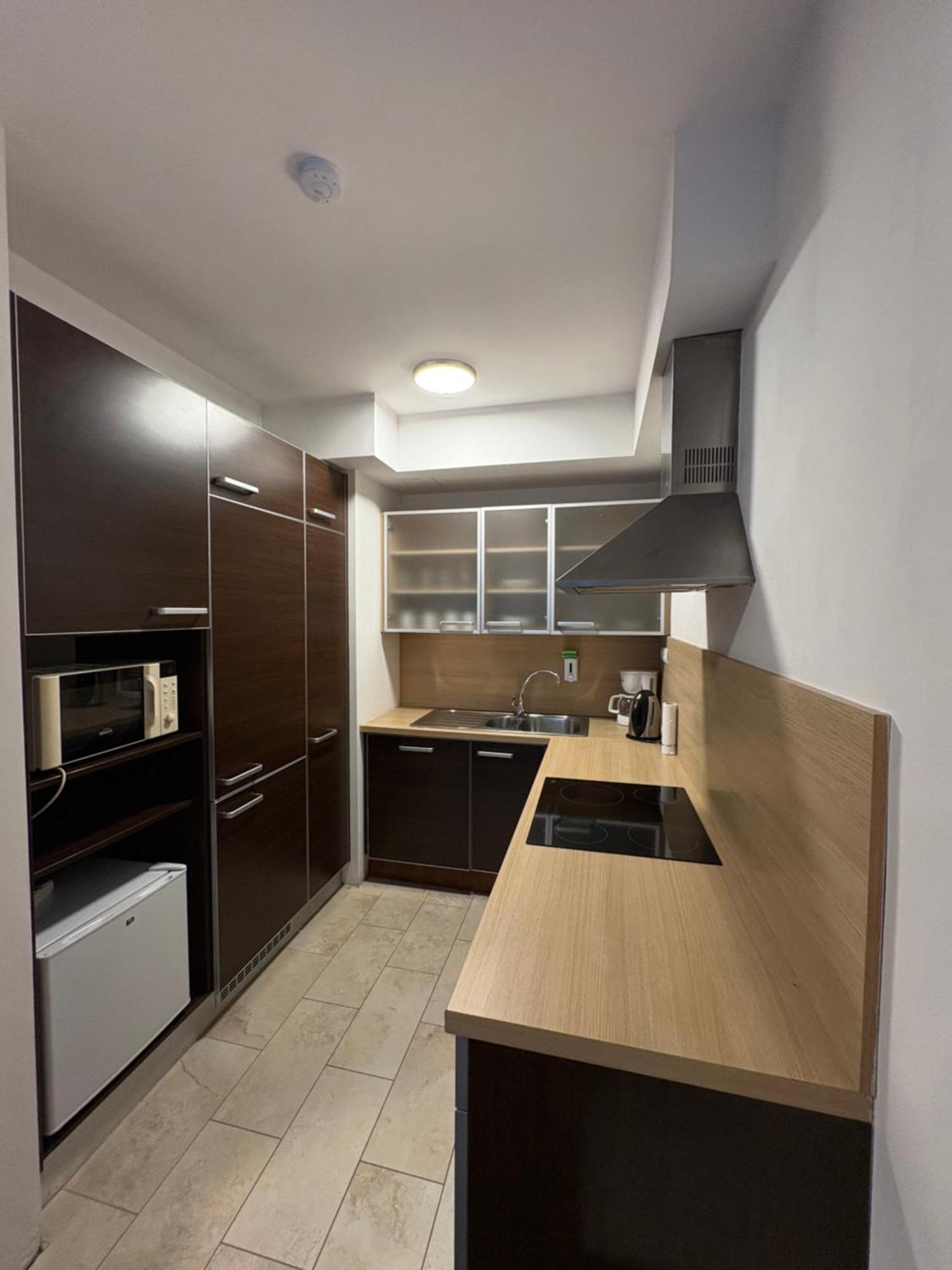 Deluxe One-Bedroom Apartment Balcony