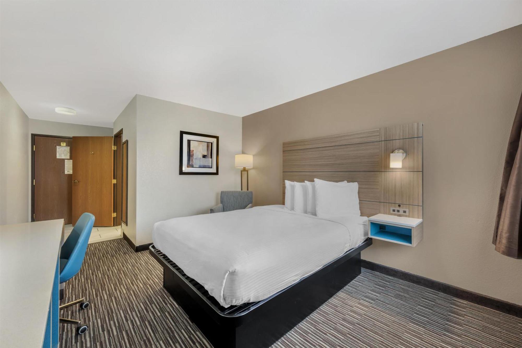 King Room Roll Shower Mobility Accessible
