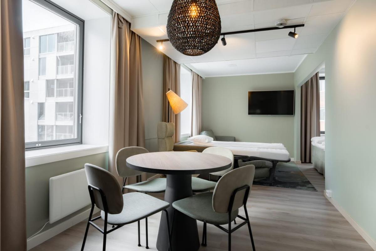 Standard Family Room