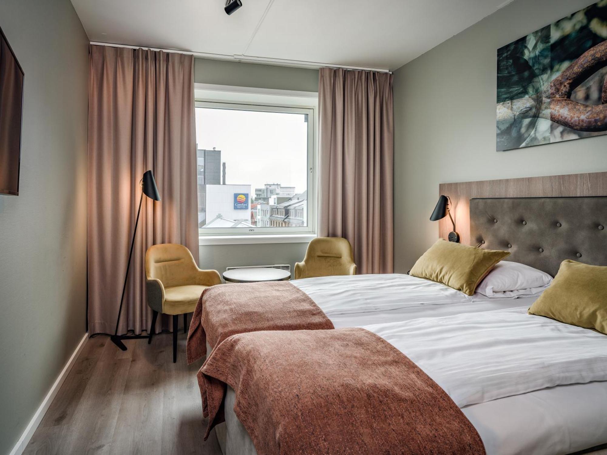 Queen Room