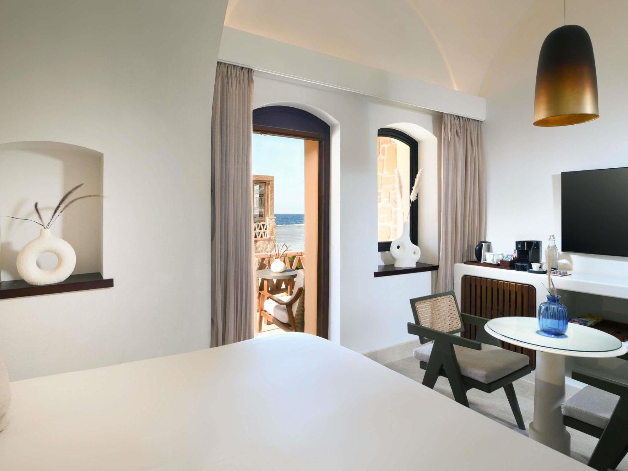 Queen Room Sea View