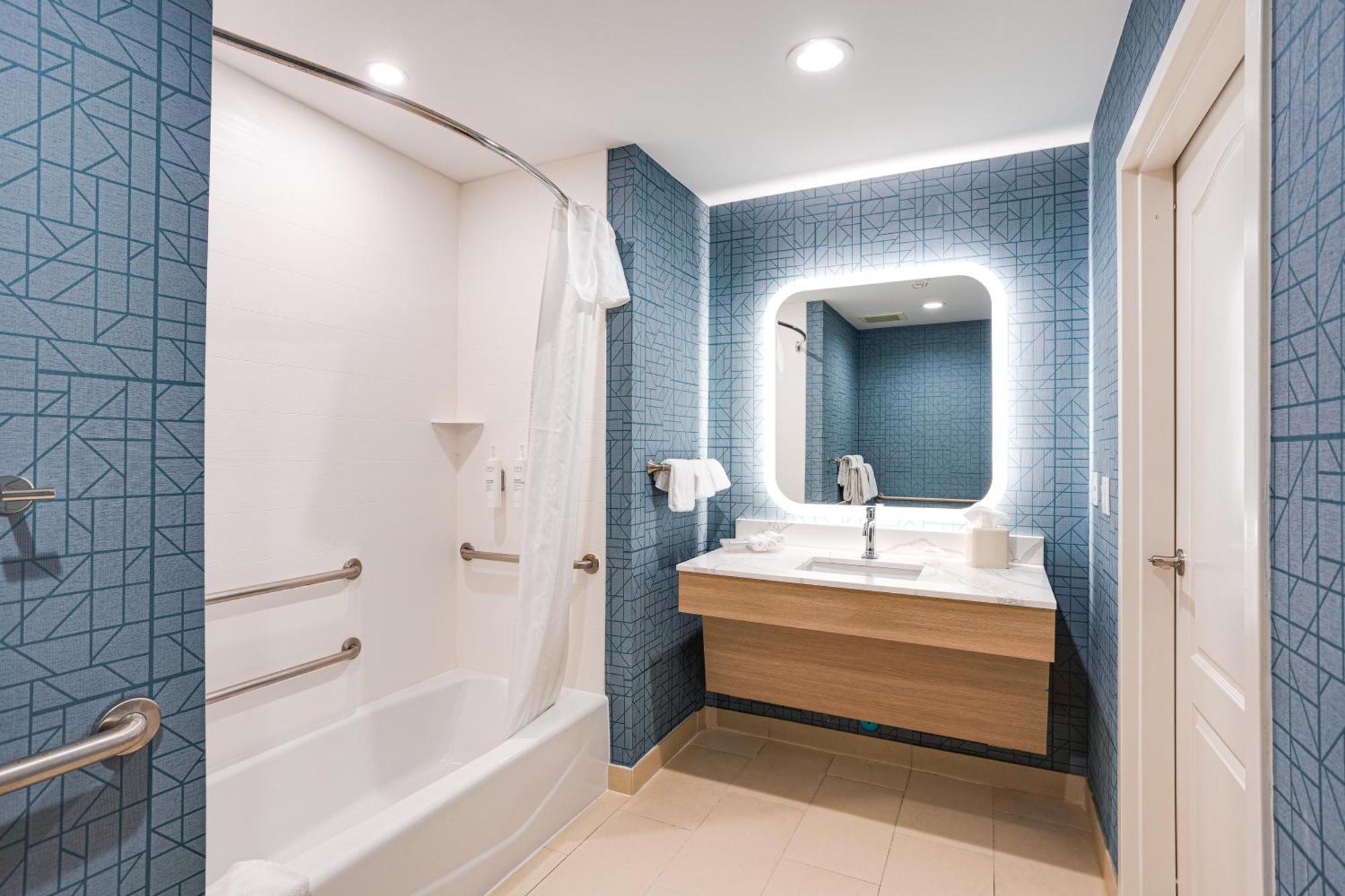Queen Suite Two Queen Beds Mobility Access or Non-Smoking