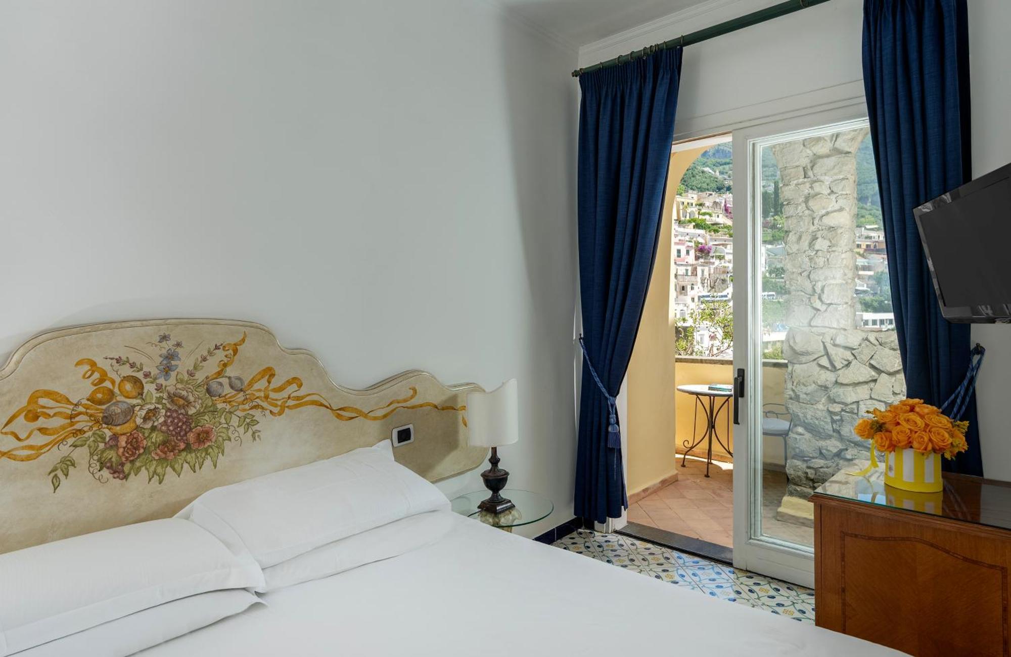 Superior Double Room Partial Sea View